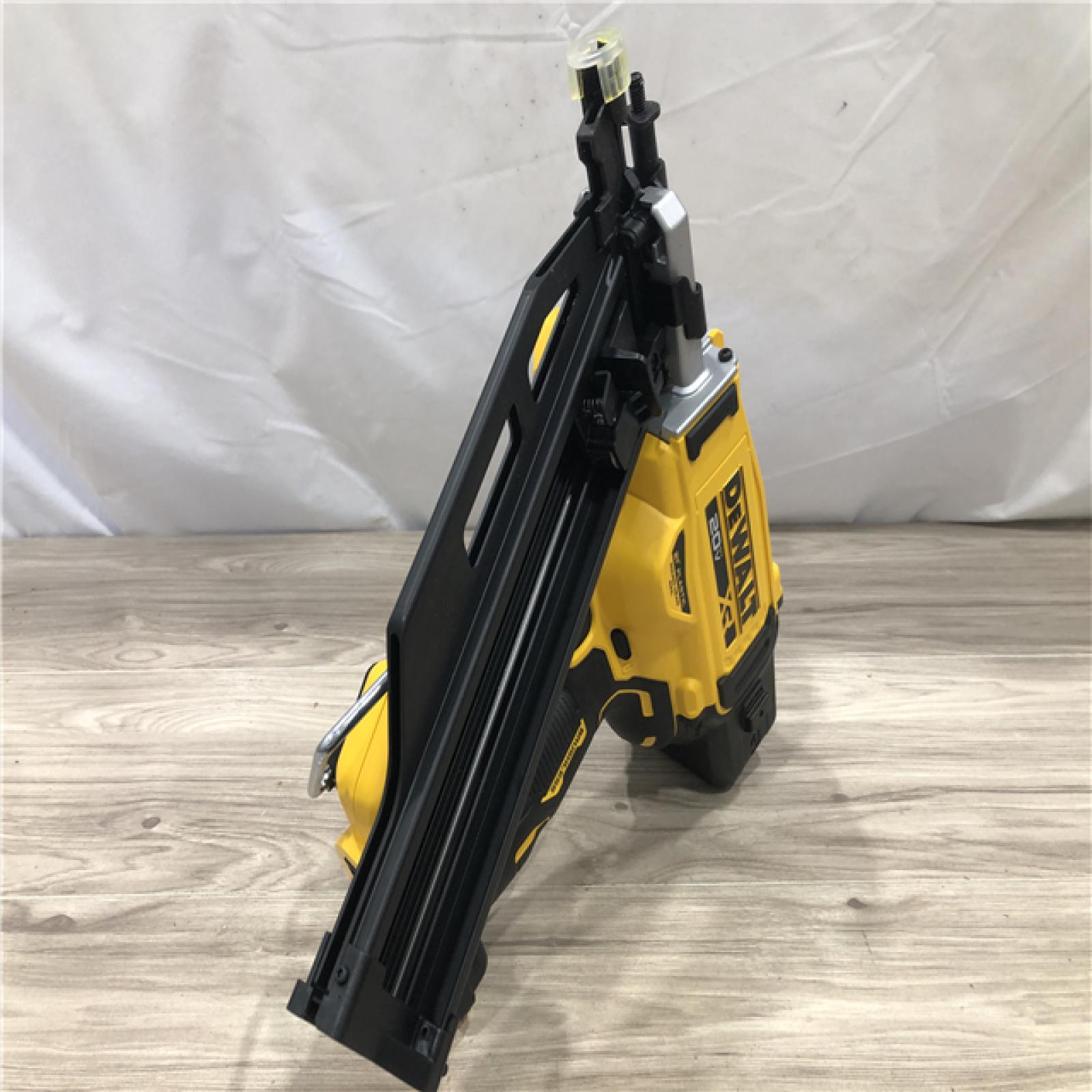 AS-IS DEWALT 20-Volt 21° Cordless Framing Nailer (Tool-Only)