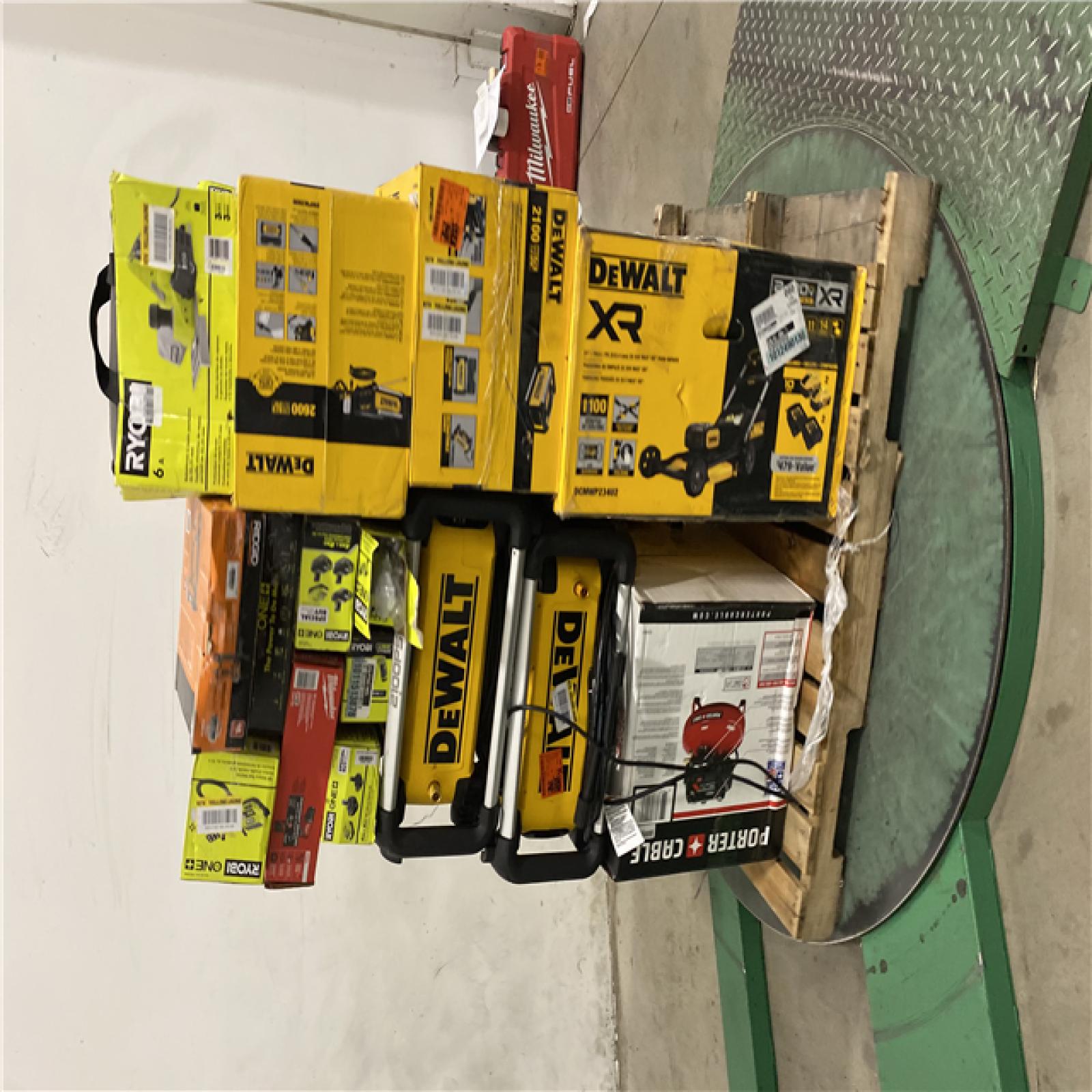 Dallas Location - As-Is Tool Pallet
