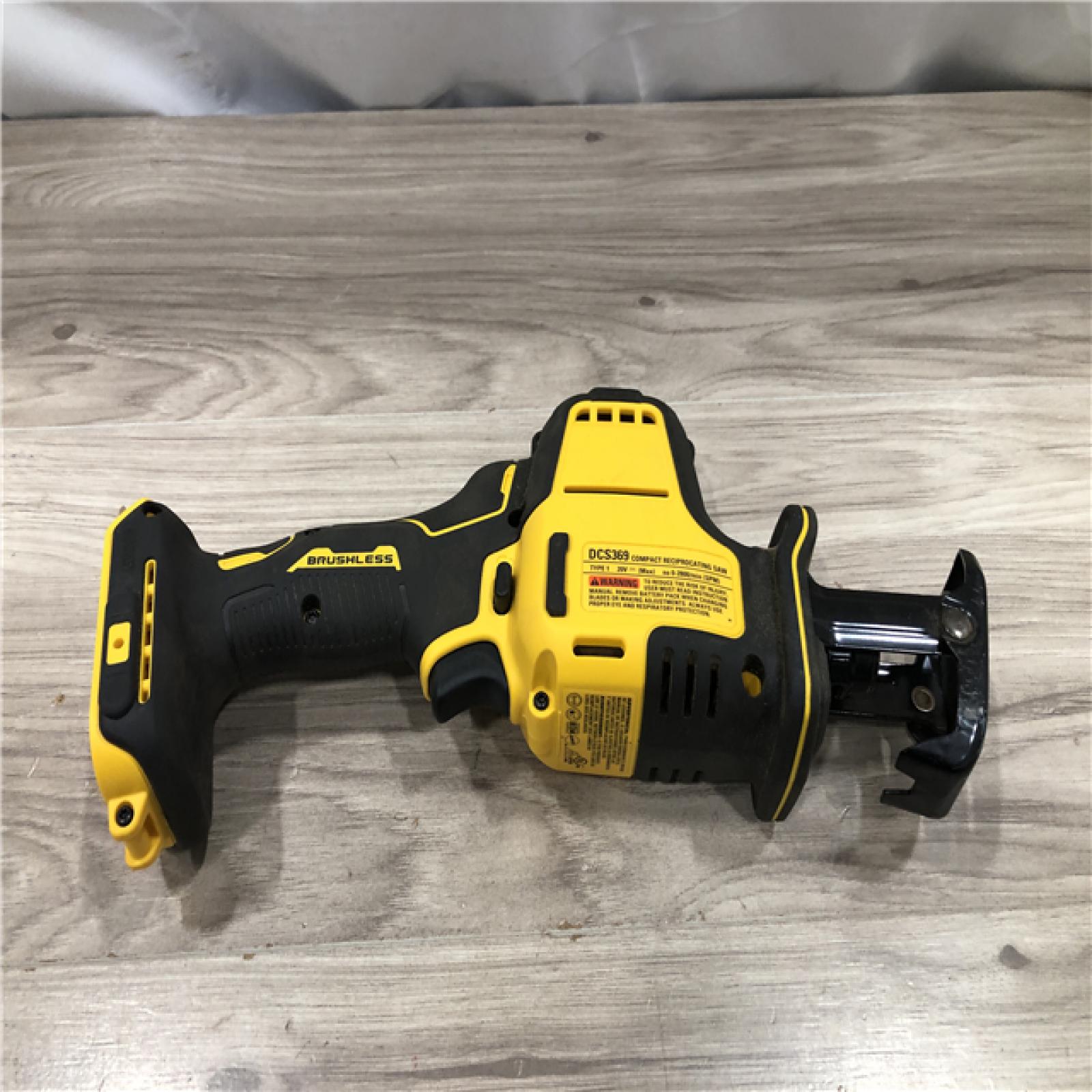 AS-IS Dewalt ATOMIC 20V MAX Cordless One-Handed Reciprocating Saw (Tool Only)