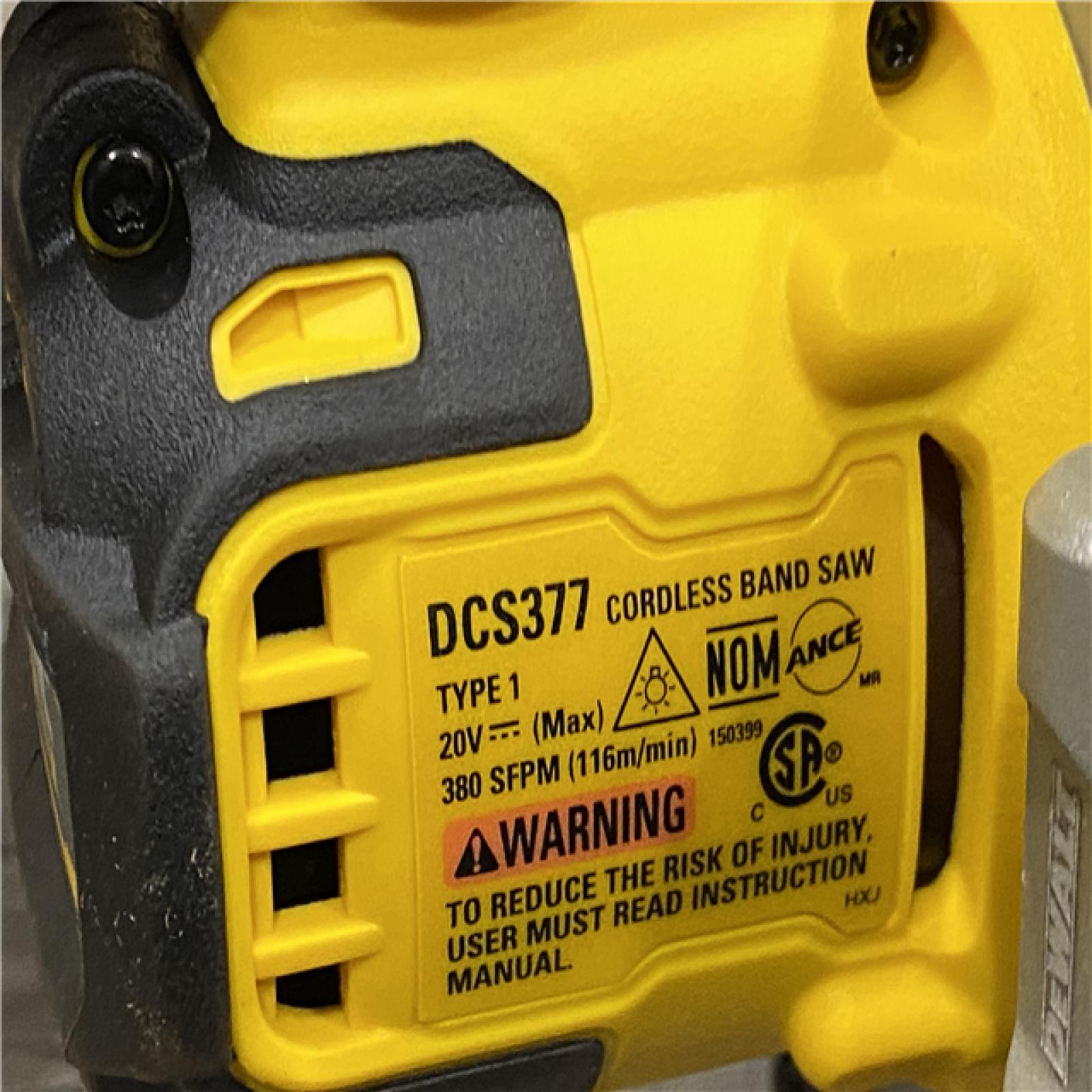 AS-IS DEWALT ATOMIC 20V MAX Cordless Brushless Compact 1-3/4 in. Bandsaw (Tool Only)
