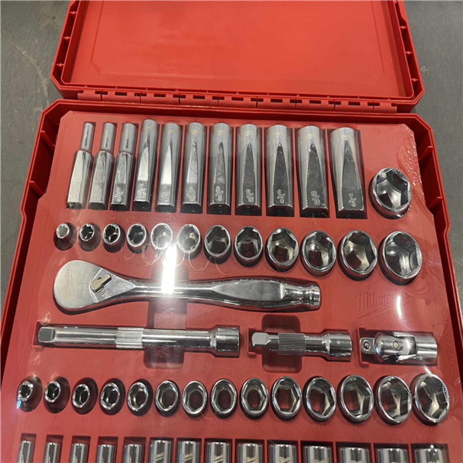 AS-IS - Milwaukee 3/8 in. Drive SAE/Metric Ratchet and Socket Mechanics Tool Set (56-Piece)