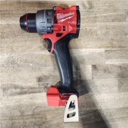 HOUSTON LOCATION - AS-IS (APPEARS LIKE NEW) Milwaukee 2903-22 18V M18 FUEL Lithium-Ion Brushless Cordless 1/2 Drill/Driver Kit 5.0 Ah