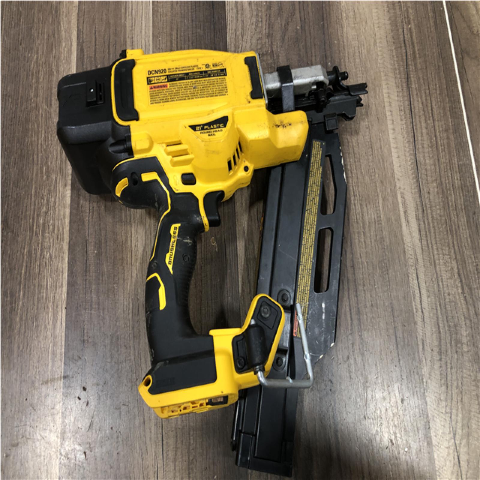 AS-IS DEWALT 20-Volt 21° Cordless Framing Nailer (Tool-Only)