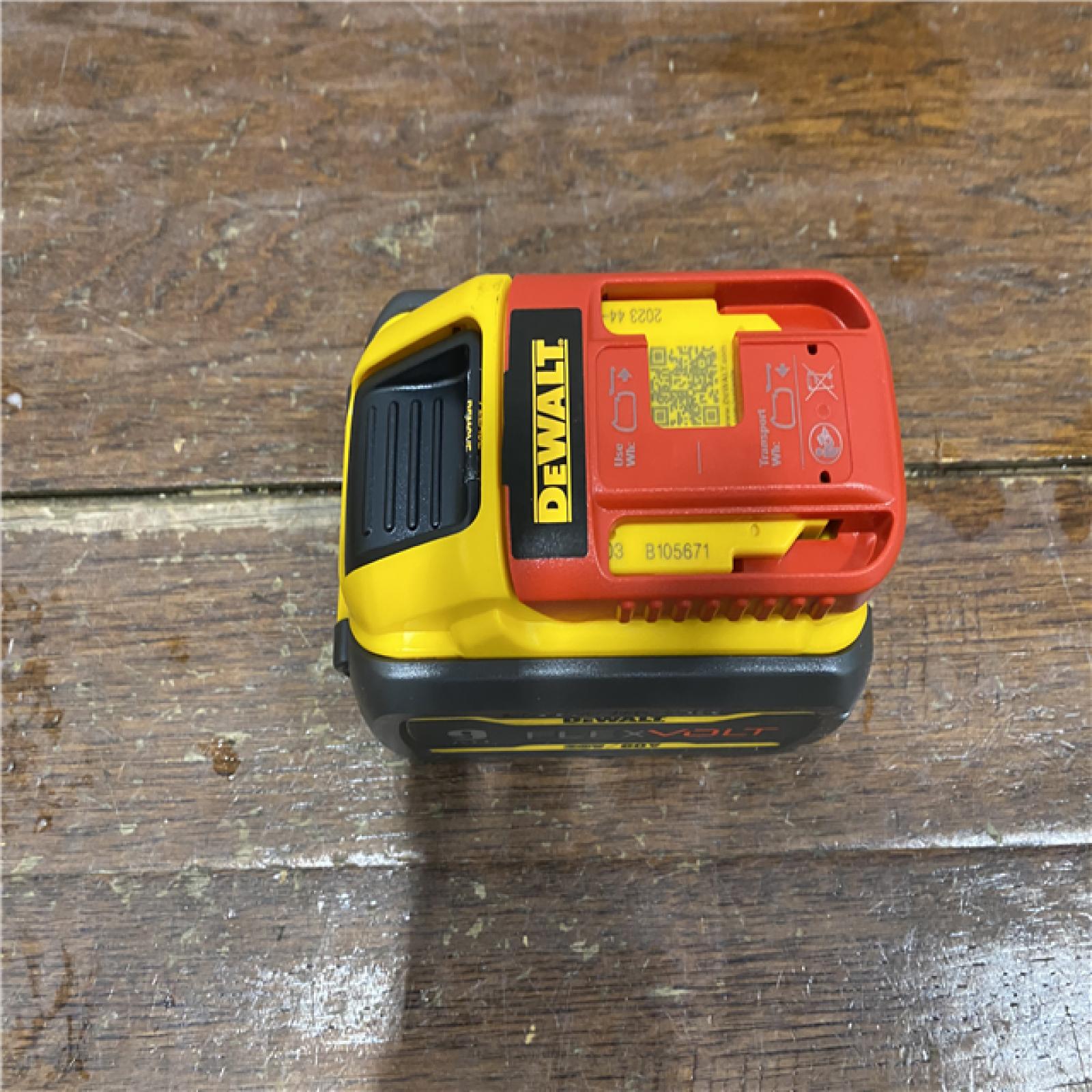 AS-IS Dewalt DWLTDCB609 Dewalt DCB609 FLEXVOLT 20V/60V MAX* B