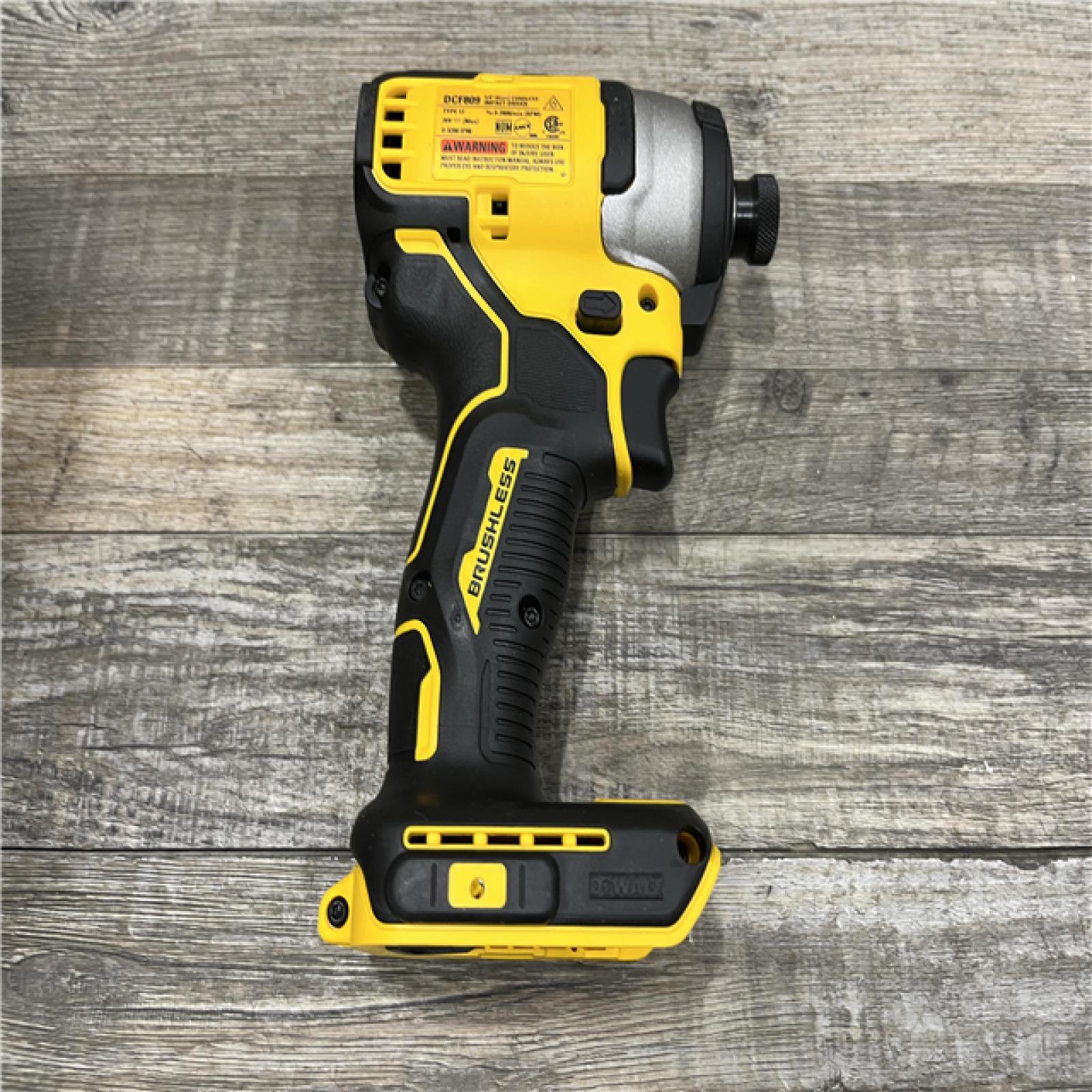 AS-IS DEWALT Atomic 20V Max Lithium-Ion Brushless Cordless Compact 1/4 in. Impact Driver Kit