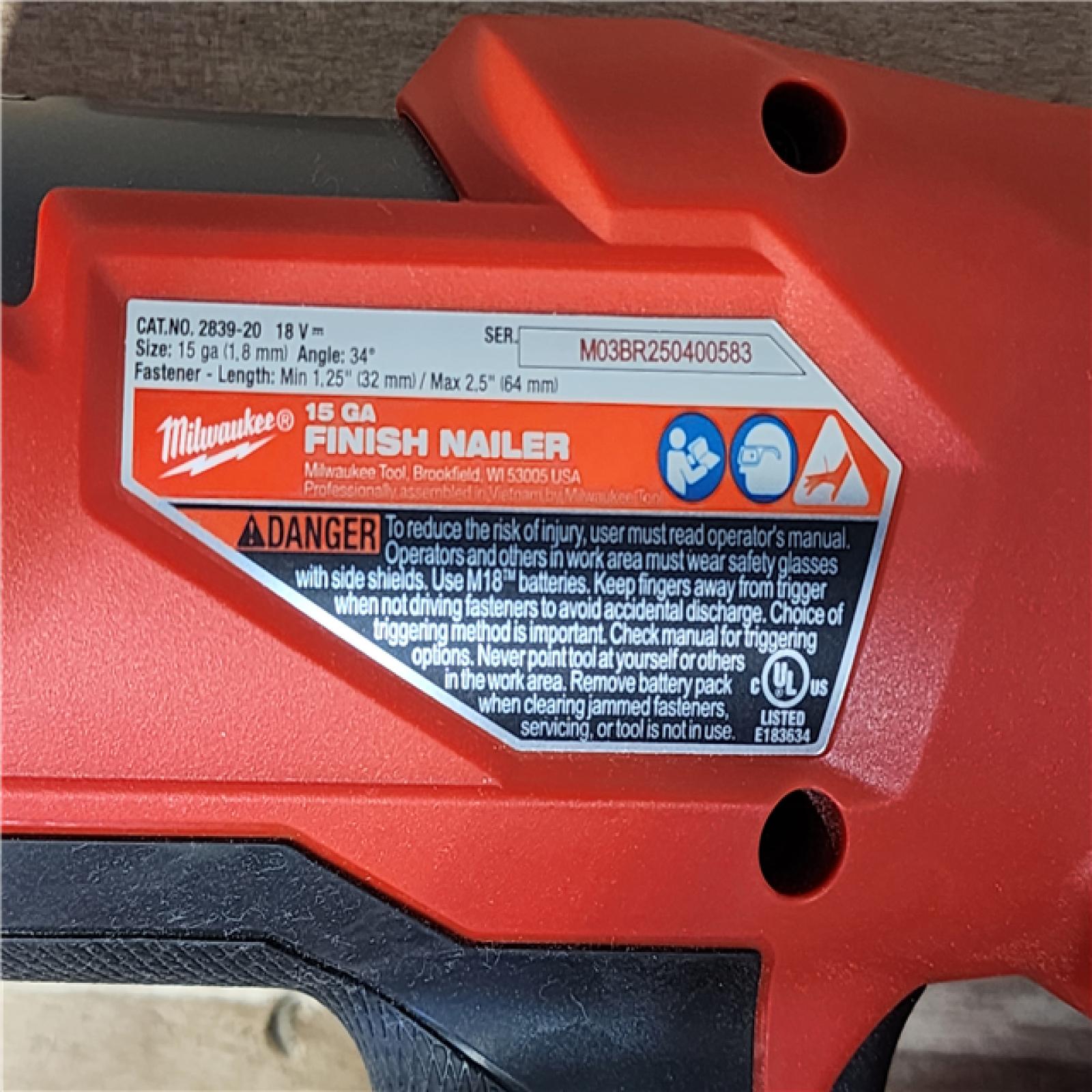 HOUSTON LOCATION - AS-IS MILWAUKEE 15 GAUGE FINISH NAILER