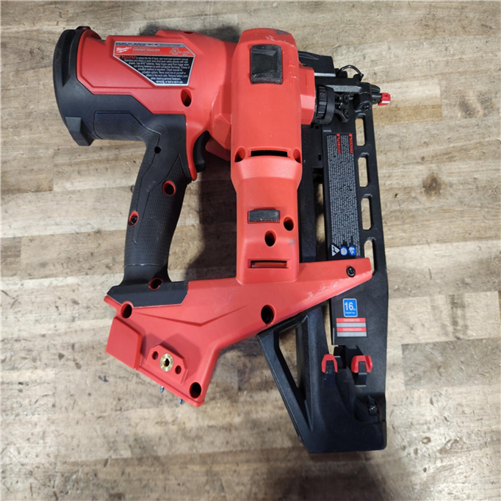 HOUSTON LOCATION - AS-IS Milwaukee FUEL 18-Volt Lithium-Ion Brushless Cordless Gen ll 16-Gauge Straight Finish Nailer (Tool Only)