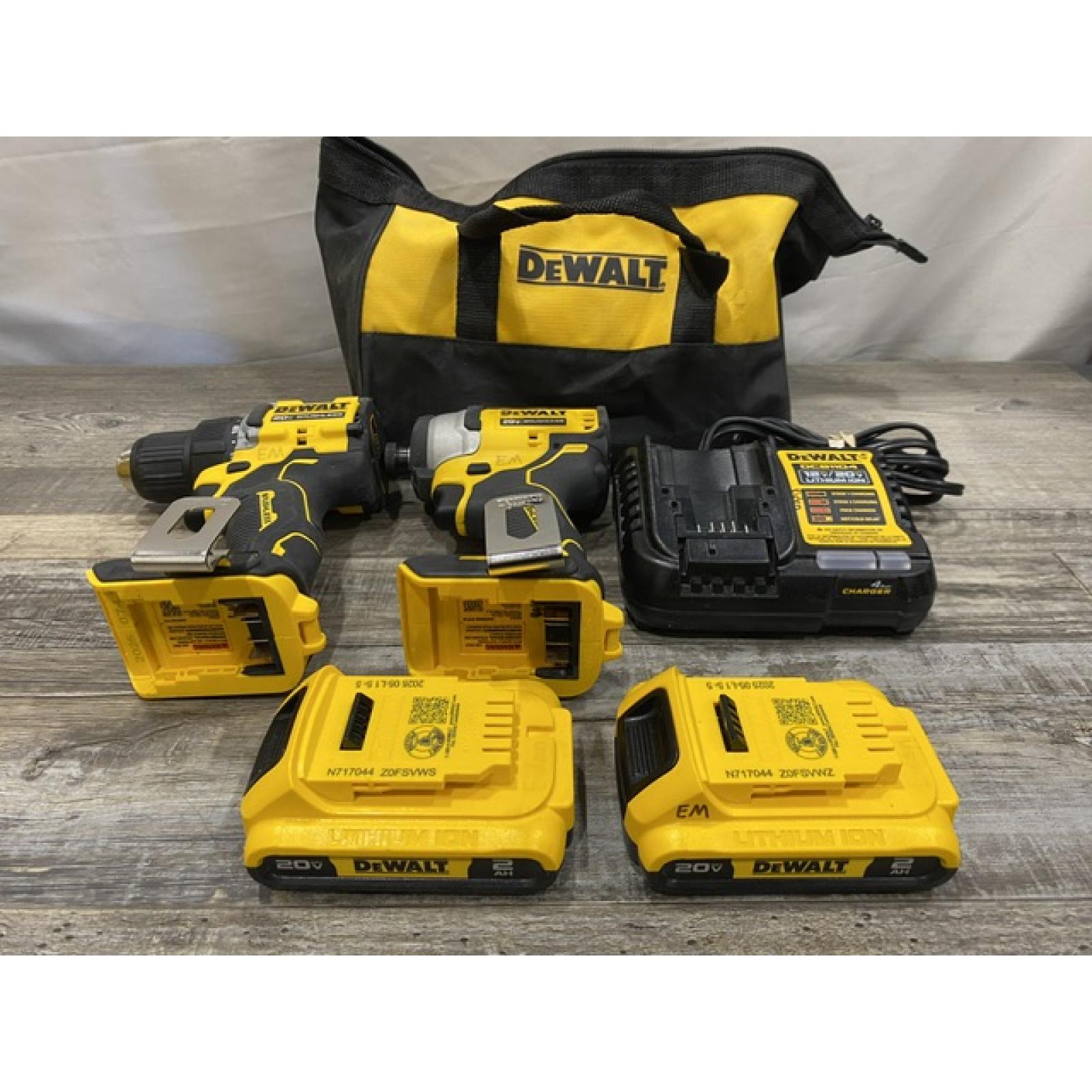 AS-IS DEWALT ATOMIC 20-Volt MAX Lithium-Ion Cordless Combo Kit