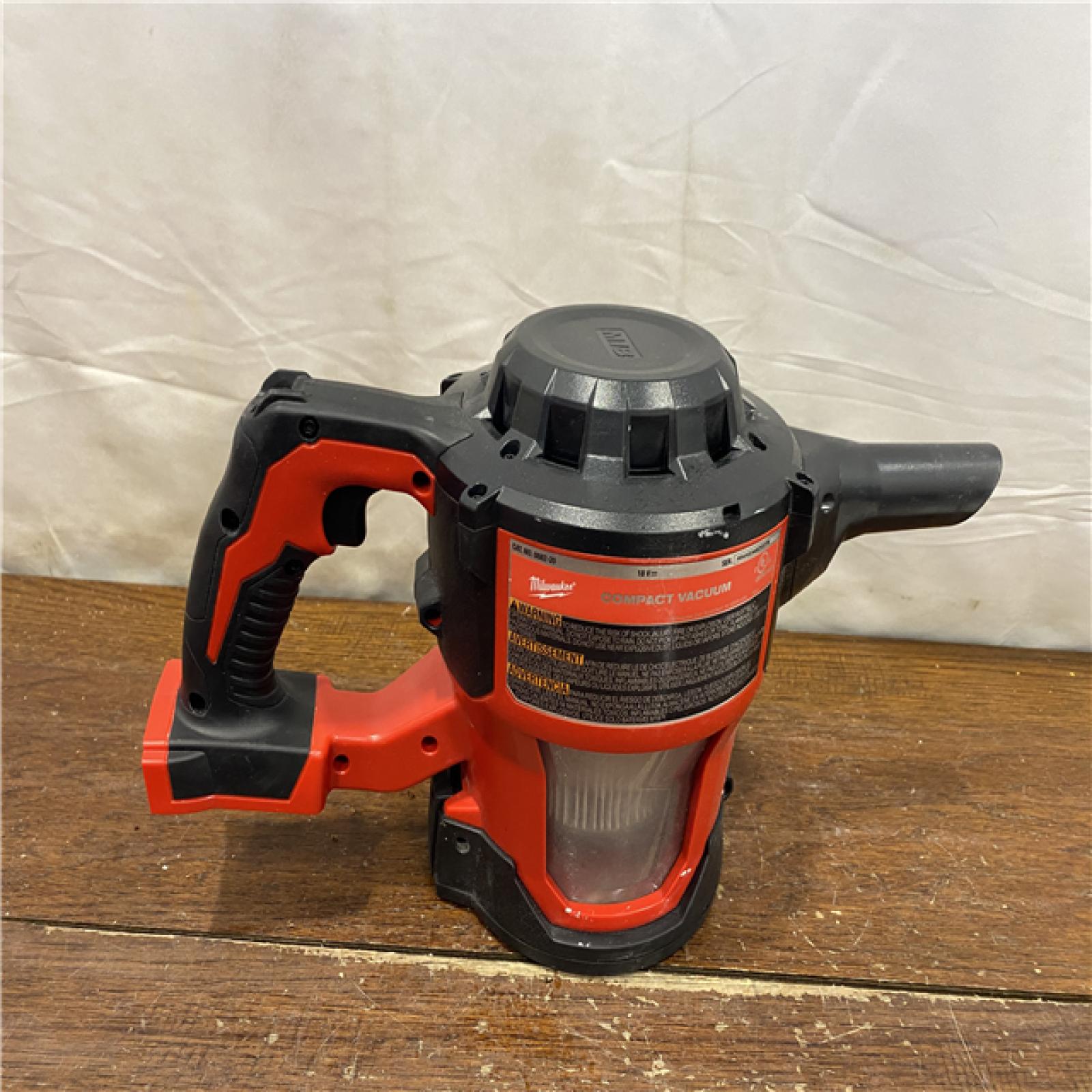 AS-IS Milwaukee M18 18-Volt Lithium-Ion Cordless Compact Vacuum (Tool-Only)