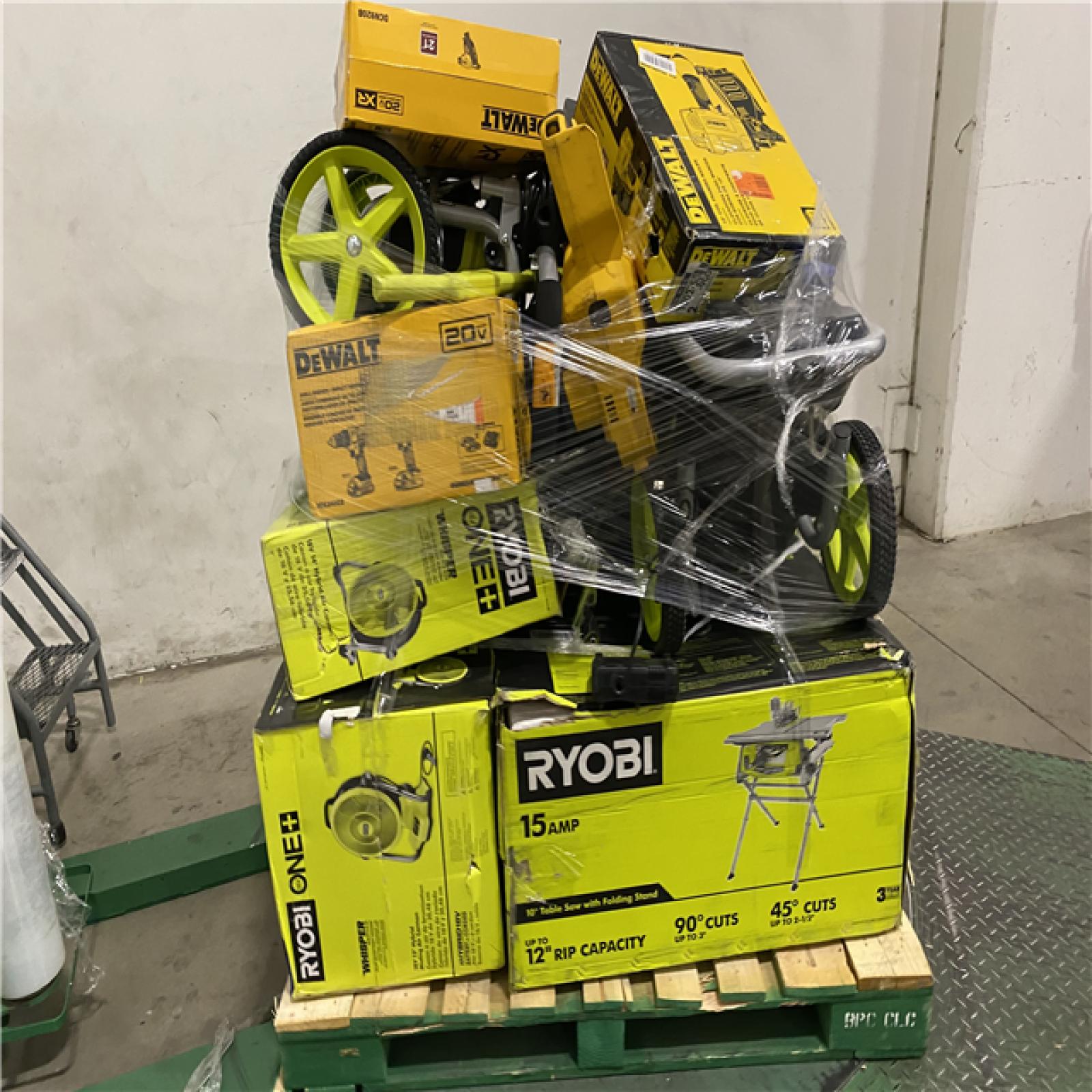 Dallas Location - As-Is Tool Pallet