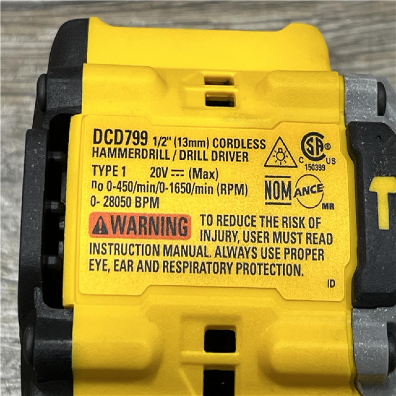 AS-IS DEWALT ATOMIC 20V Cordless 1/2 in. Compact Hammer Drill Kit