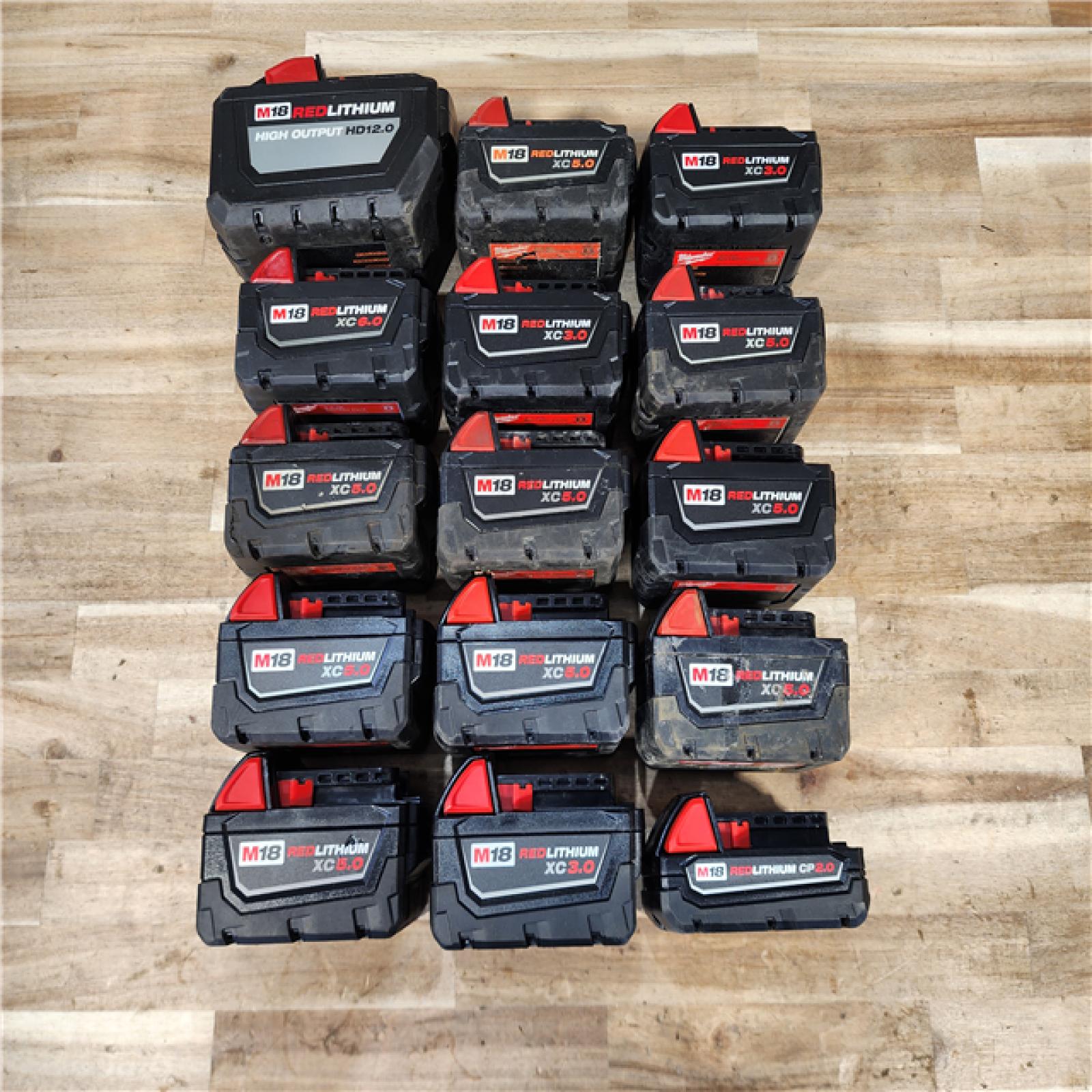 HOUSTON LOCATION - AS-IS MILWAUKEE BATTERY PACK QTY - 15