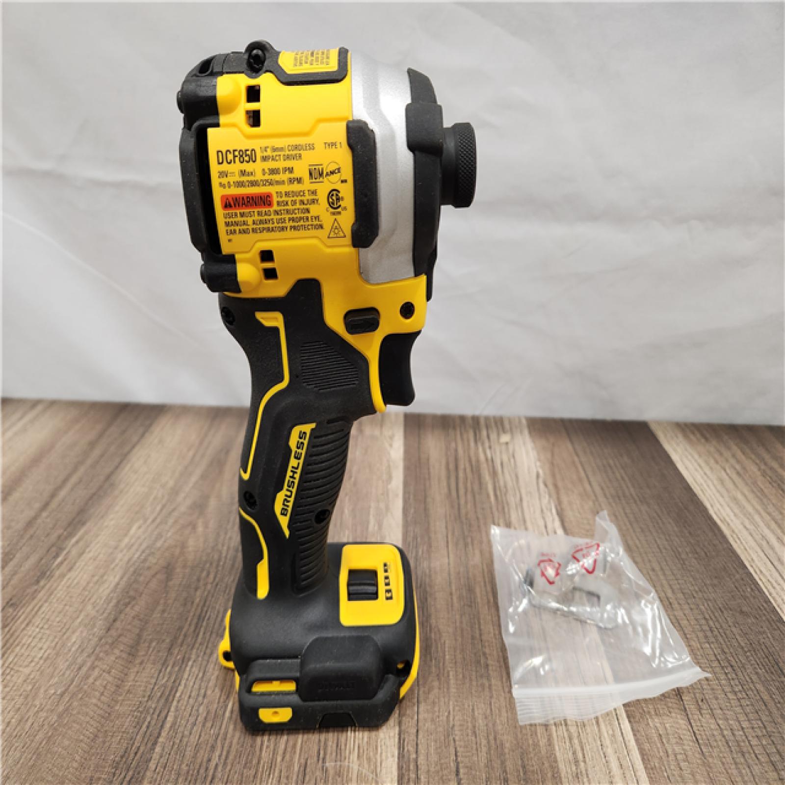 LIKE NEW! - DeWalt 20V Cordless Brushless Compact 1/4 Impact Driver (Tool Only)