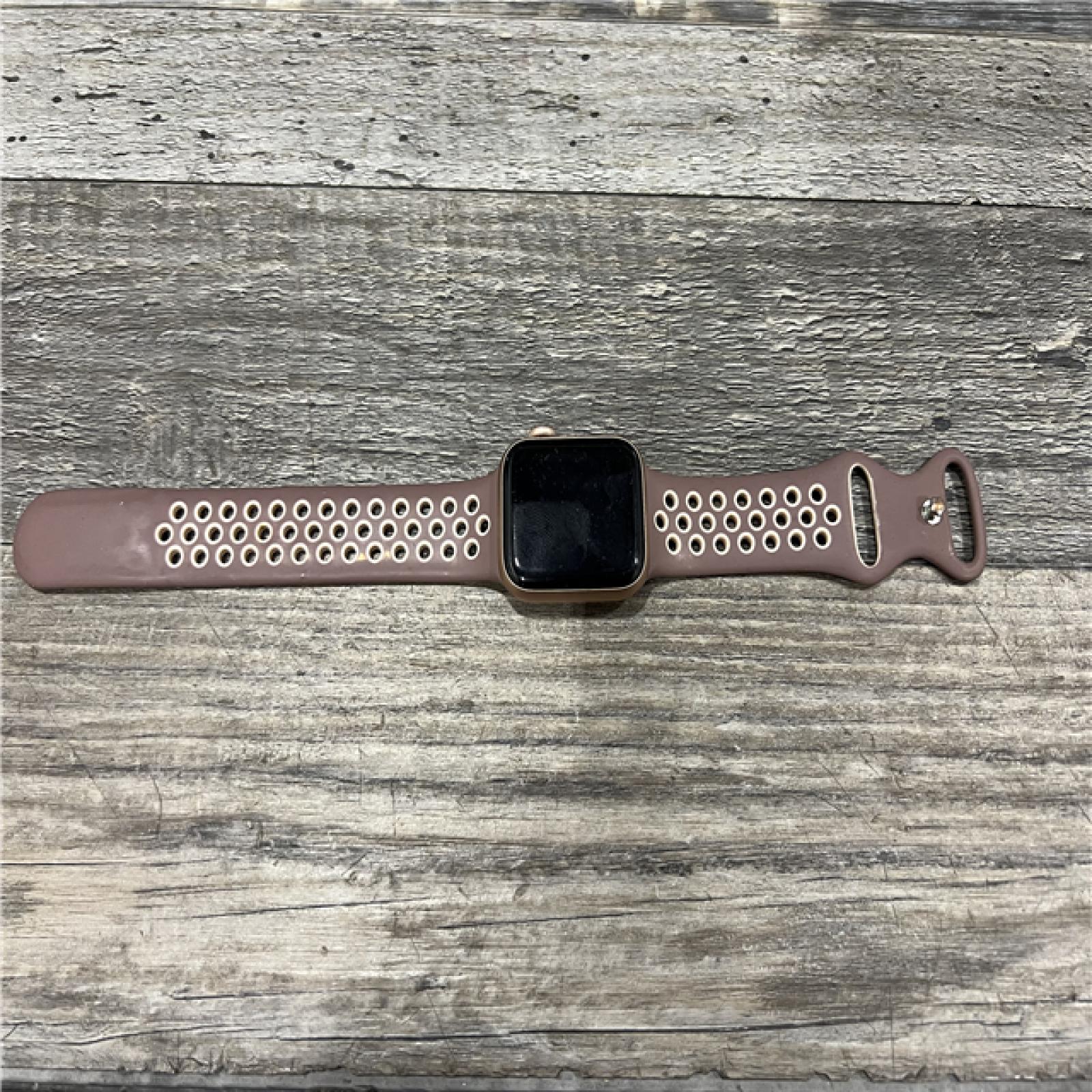 AS-IS Apple Watch Series 6 (GPS + Cellular, 40mm) - Gold Aluminum Case with Lavender - Pink Sports Band