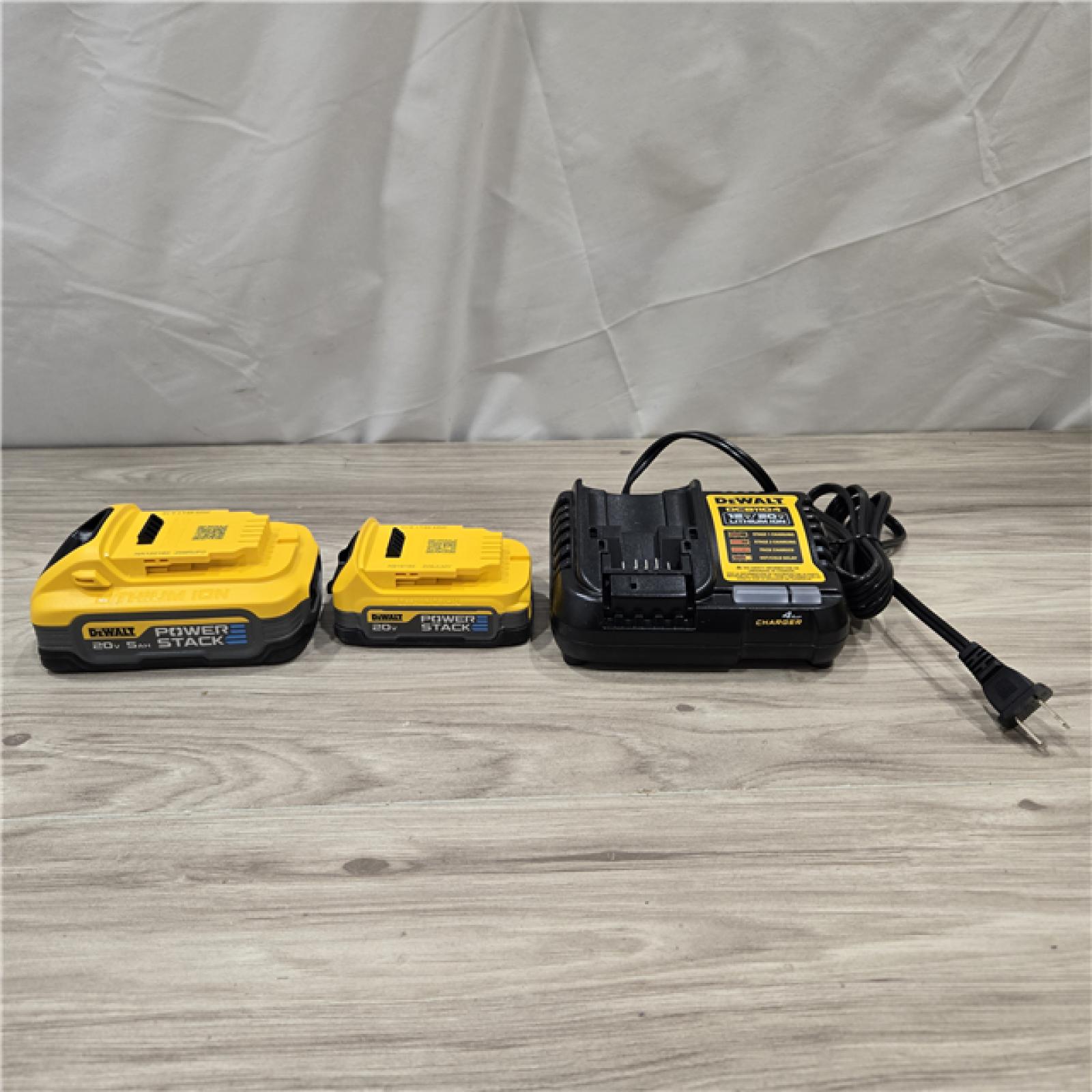 AS-IS Dewalt 20V MAX POWERSTACK Batteries and Charger Starter Kit (1.7 Ah/5 Ah) - DCBP315-2C