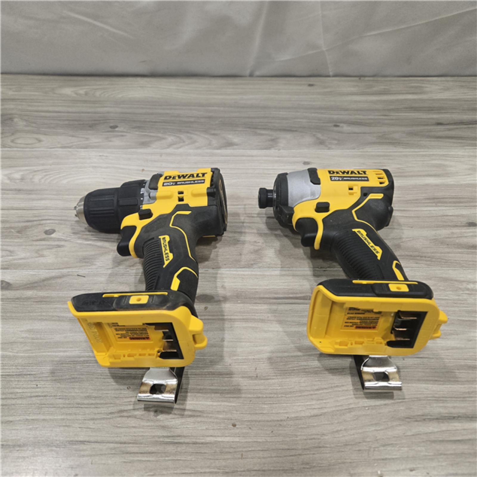 AS-IS Dewalt DCK225D2 20V MAX ATOMIC Compact Cordless Drill Driver and Impact Driver Combo Kit