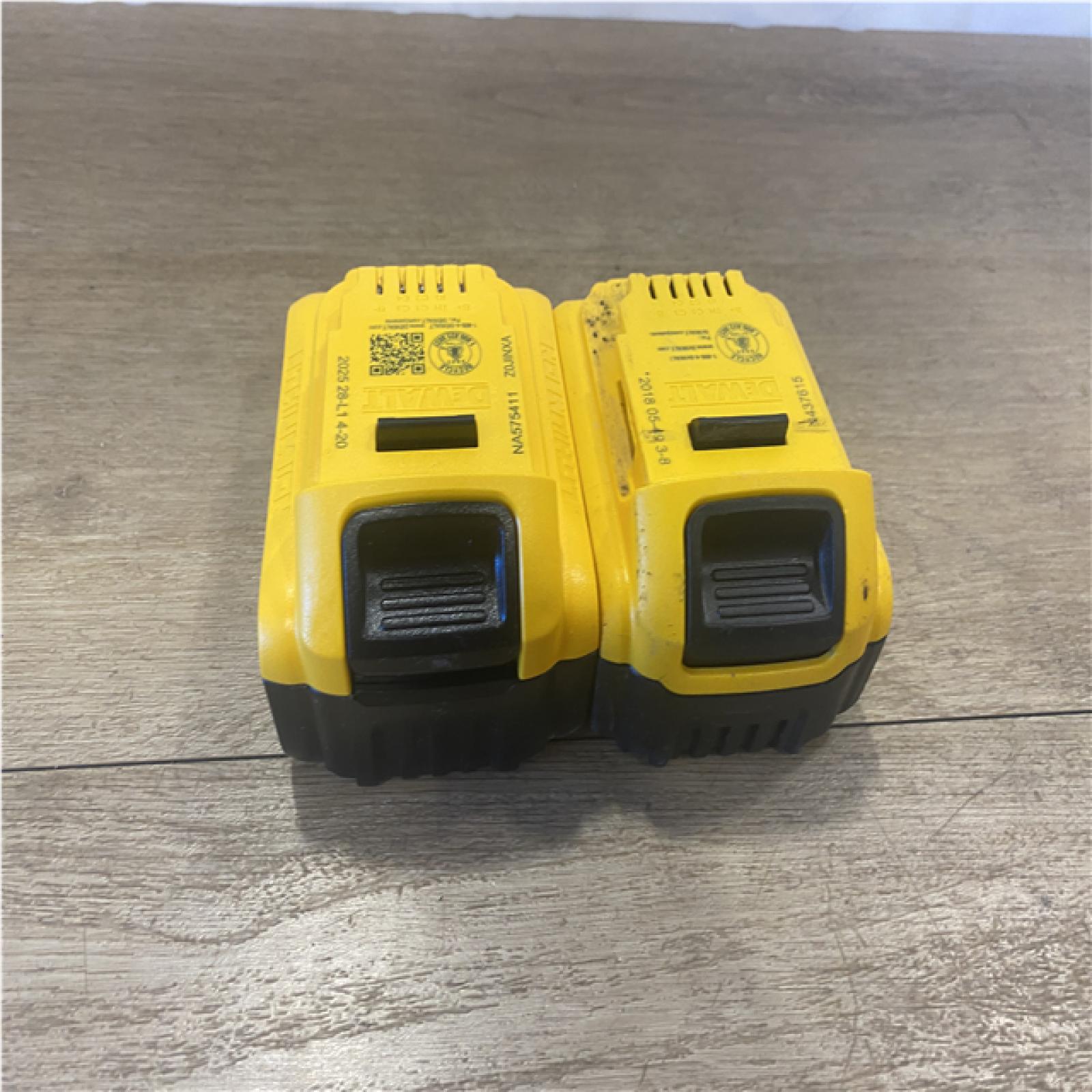 AS-IS DEWALT 20V MAX Lithium-Ion 5.0Ah Battery (2-Pack)