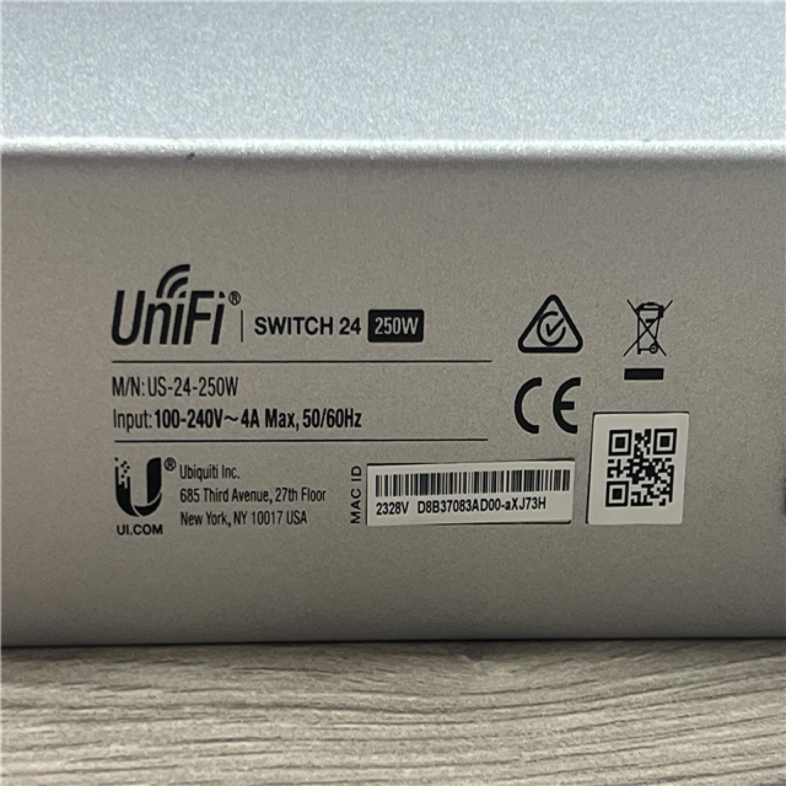 AS-IS Ubiquiti USW-Pro-Max-24-PoE L3 2.5G Ethernet (100/1000/2500) Power Over Ethernet (PoE) Grey