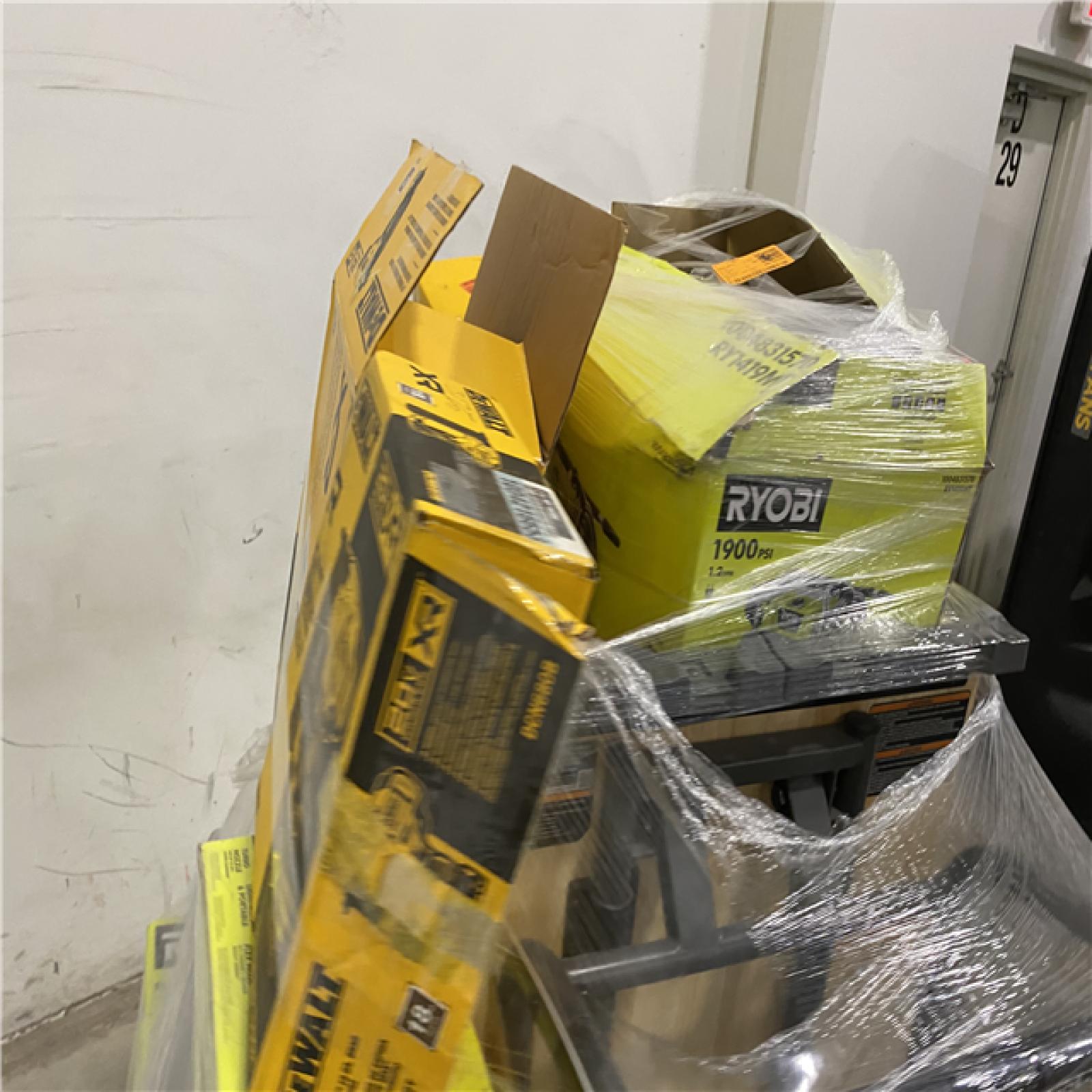 Dallas Location - As-Is Tool Pallet