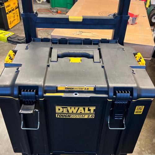 NEW! Dewalt 20-Volt MAX ToughSystem Lithium-Ion 6-Tool Cordless Combo Kit