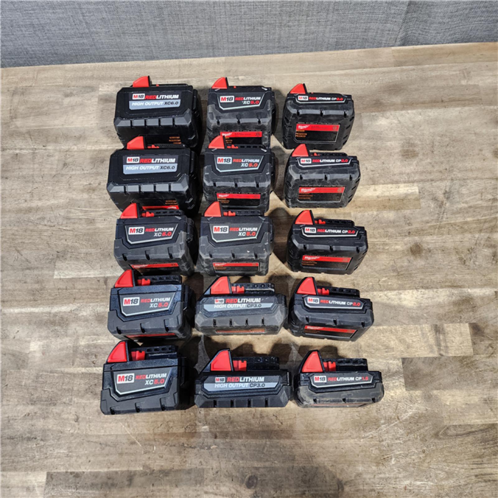 HOUSTON LOCATION - AS-IS MILWAUKEE BATTERY PACK QTY - 15