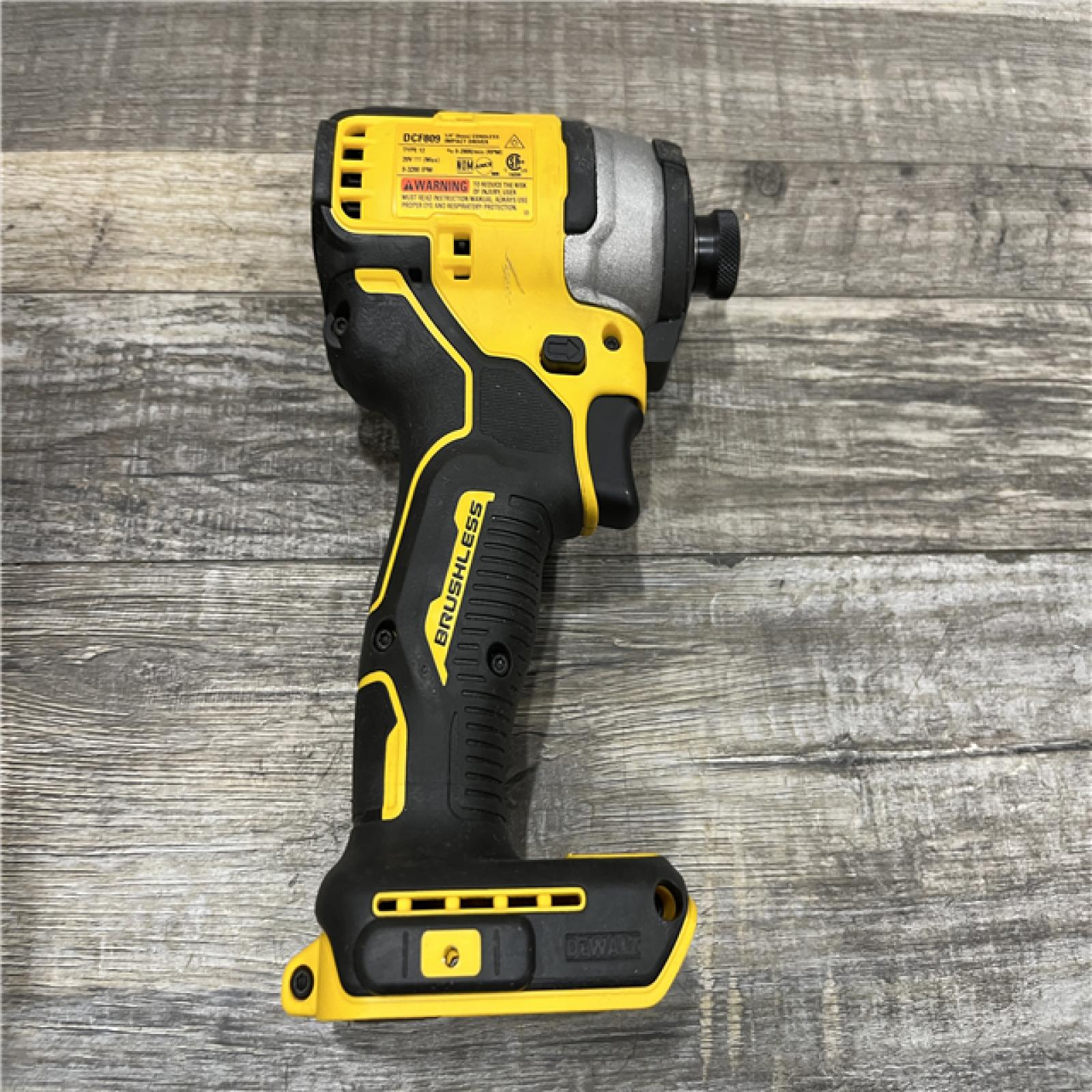 AS-IS DEWALT Atomic 20V Max Lithium-Ion Brushless Cordless Compact 1/4 in. Impact Driver Kit