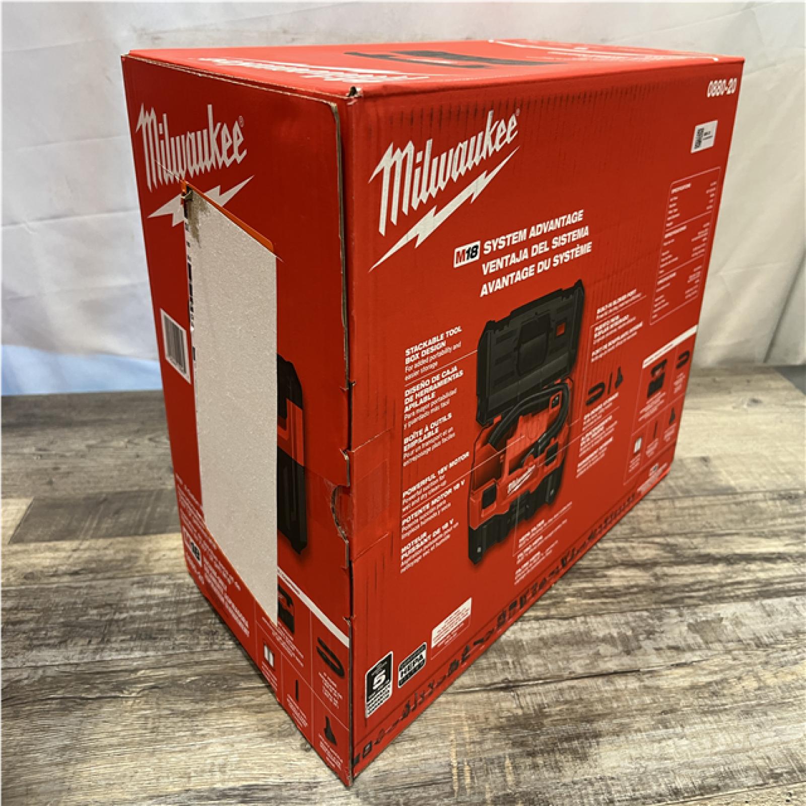 NEW - Milwaukee 18-Volt 2 Gal. Lithium-Ion Cordless Wet/Dry Vacuum (Vacuum-Only)