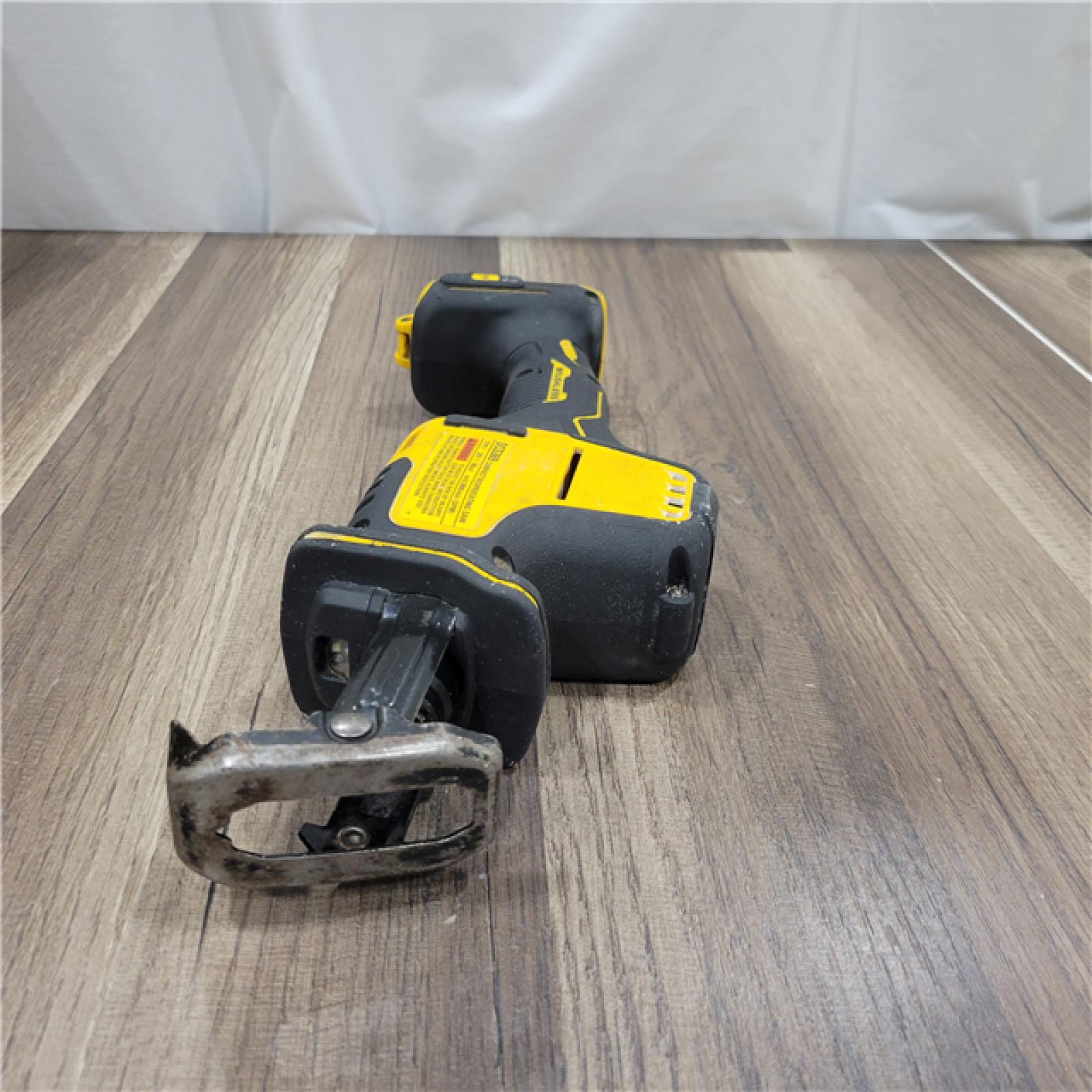 AS-IS DEWALT  ATOMIC 20V MAX Cordless One-Handed Reciprocating Saw (Tool Only)