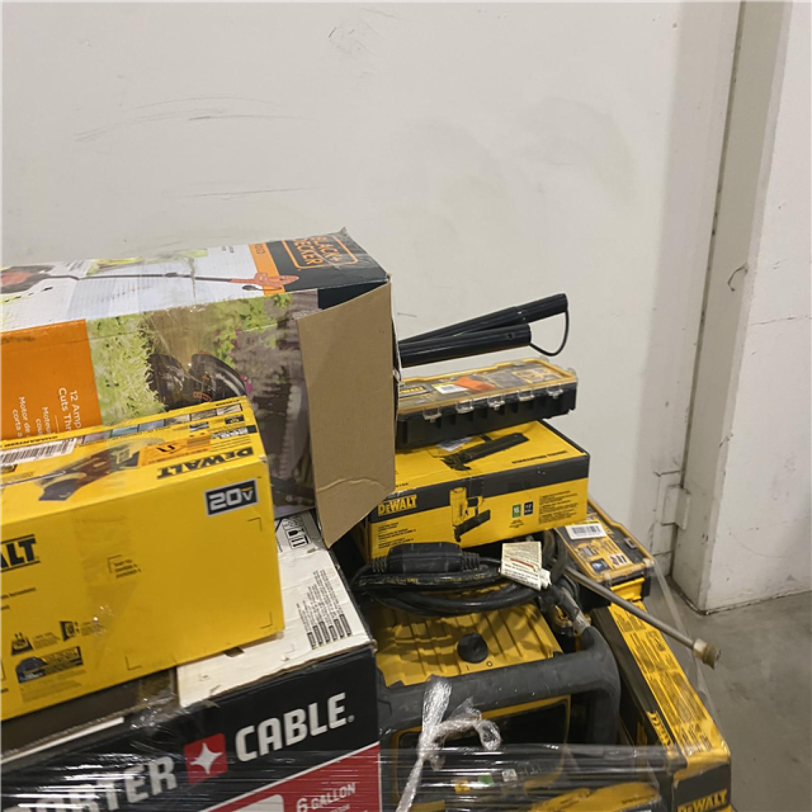 Dallas Location - As-Is Tool Pallet