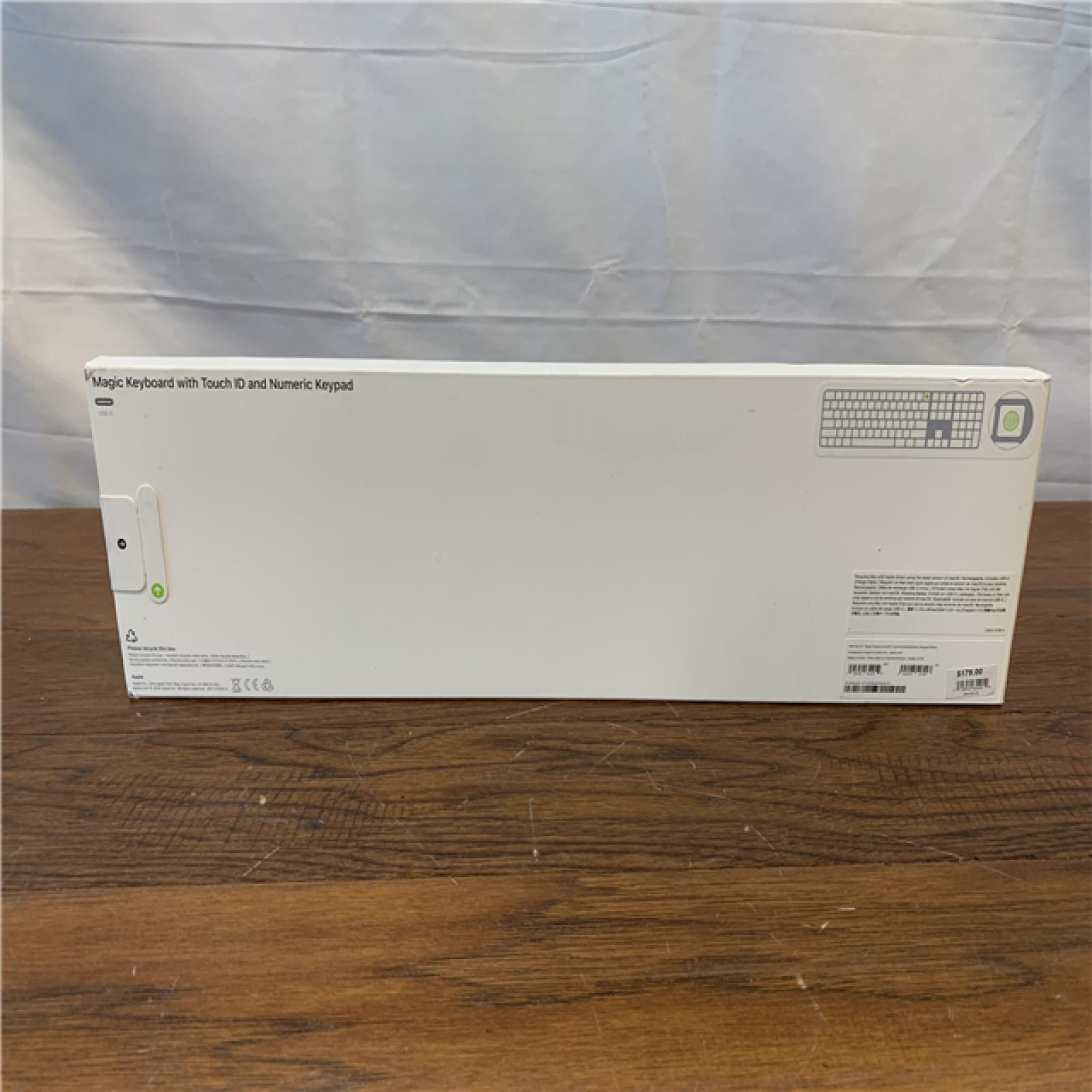 NEW! Apple Magic Wireless Keyboard with Touch ID, White (MXK73LL/a)