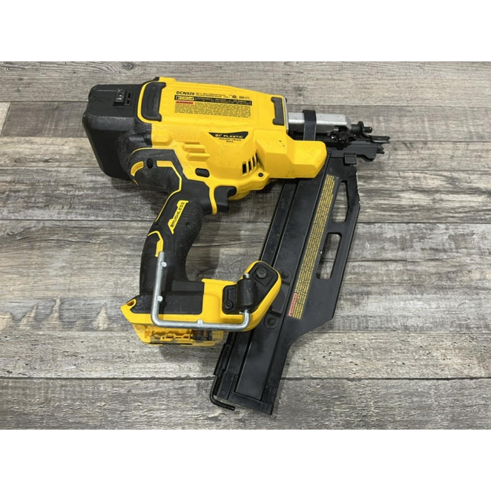AS-IS DEWALT 20-Volt 21° Cordless Framing Nailer (Tool-Only)