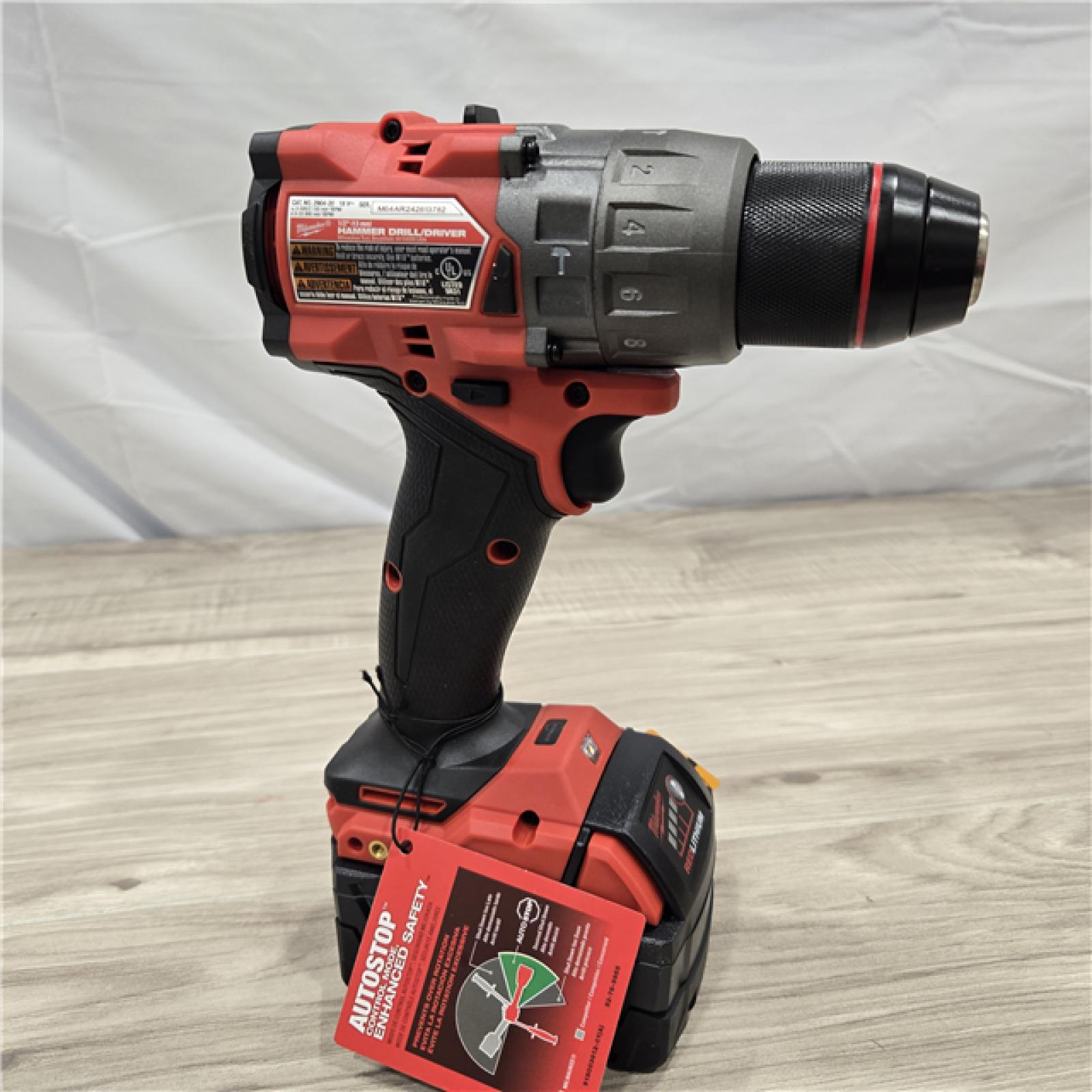 LIKE NEW! - MILWAUKEE FUEL 18 Cordless Hammer Drill and Impact Driver Combo Kit