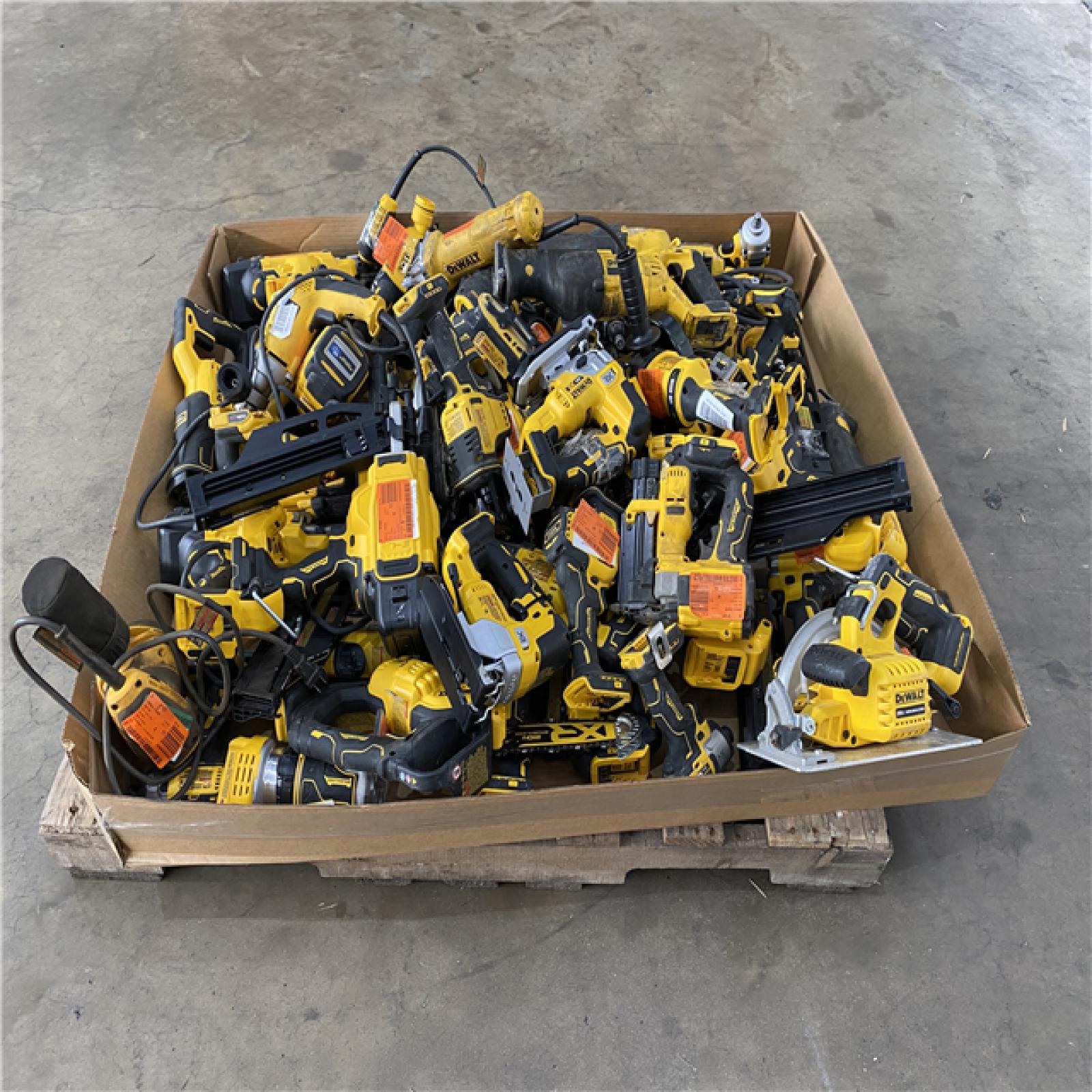 Houston Location AS IS - Tool Pallet