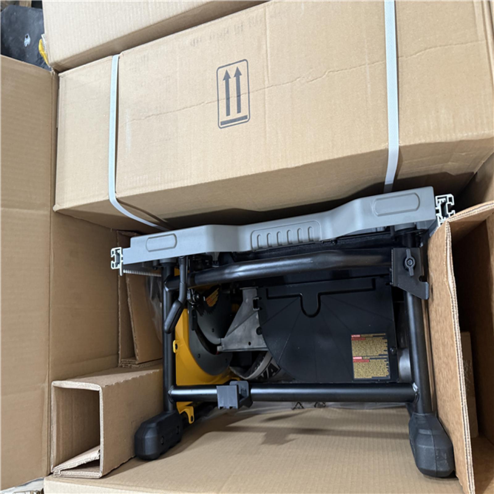 Caifornia NEW DeWalt 10 Jobsite Table Saw with 32-1/2 RIP Capacity and Rolling Stand