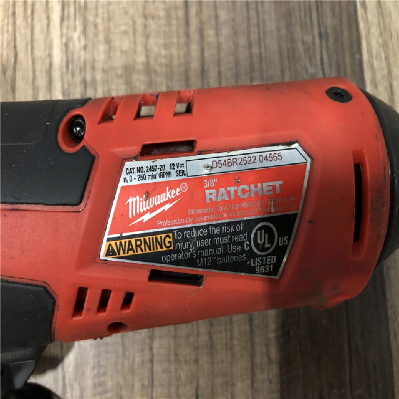 AS-IS  Milwaukee M12 12V Lithium-Ion Cordless 3/8 in. Ratchet (Tool-Only)