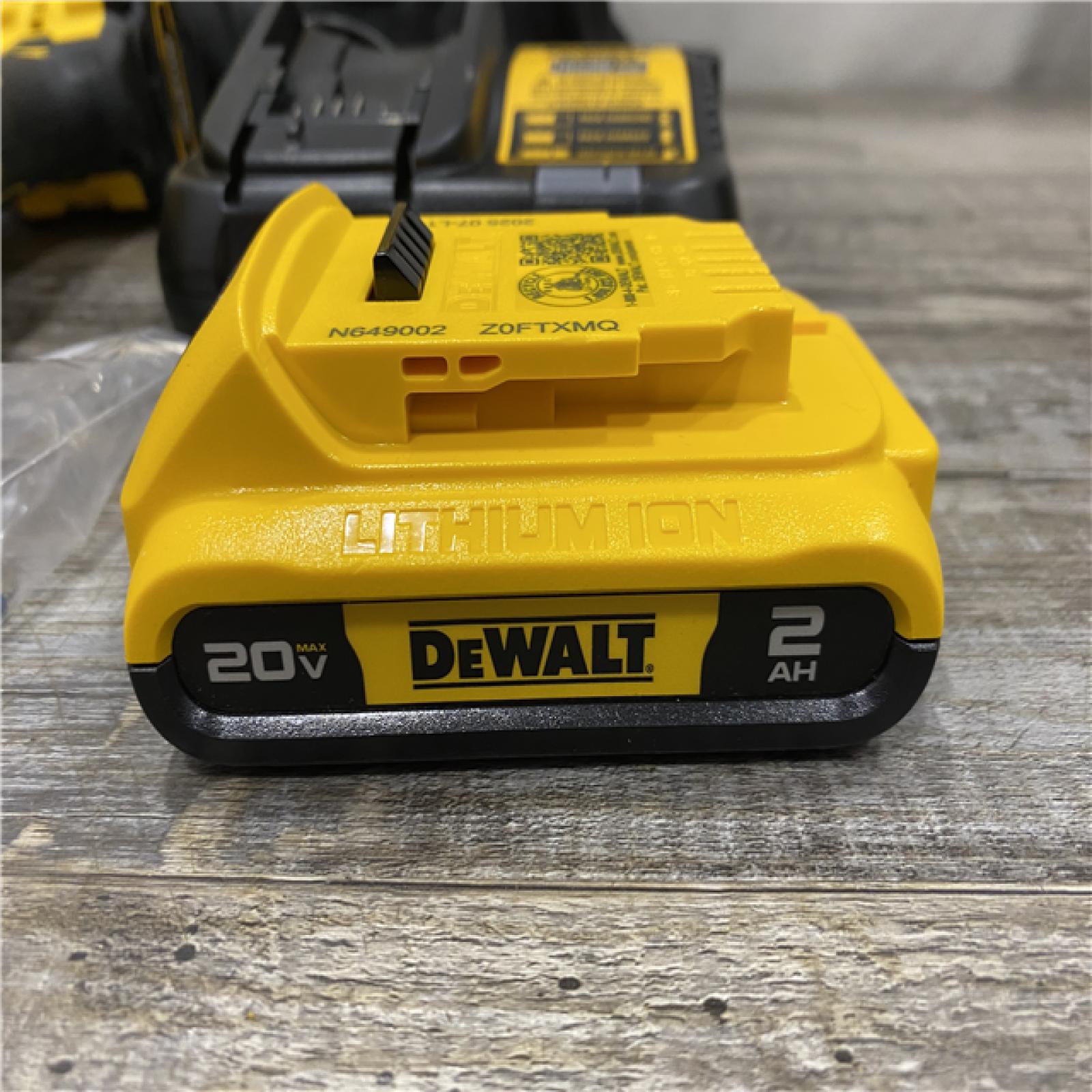 AS-IS DEWALT Atomic 20V Lithium-Ion Cordless Compact 1/2 in. Drill/Driver Kit