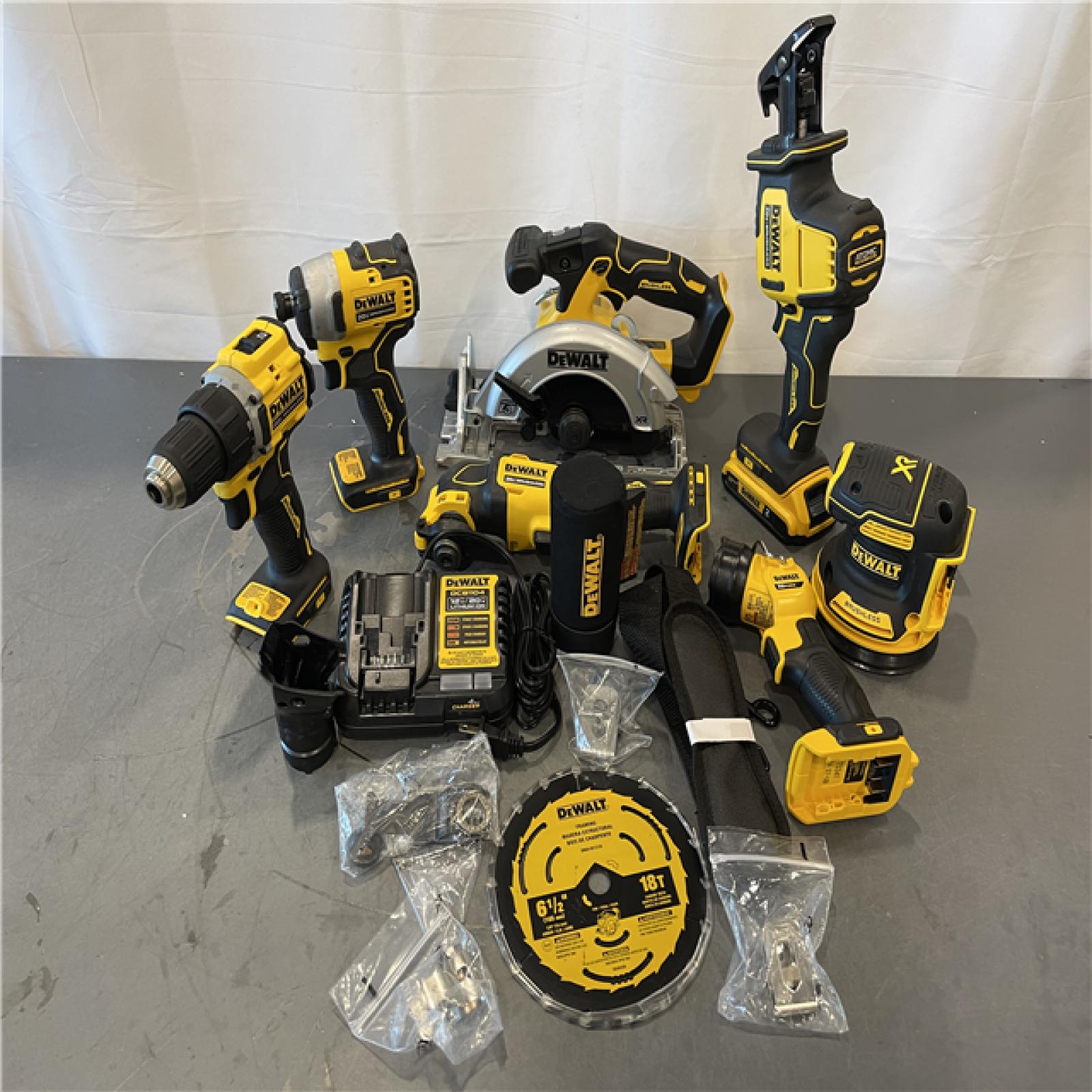 AS-IS -  DEWALT 20-Volt MAX Lithium-Ion Cordless 7-Tool Combo Kit