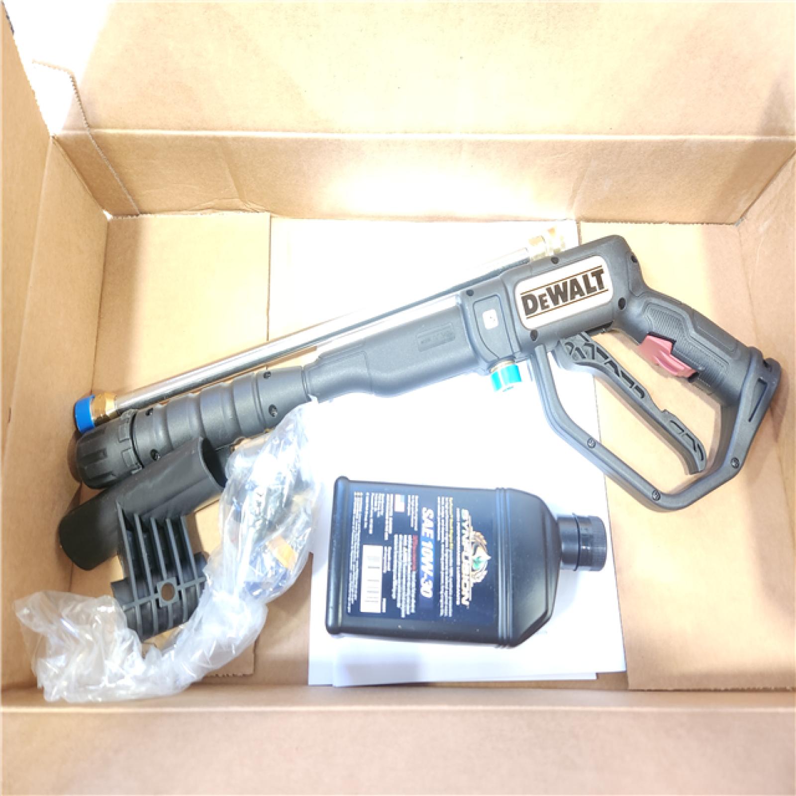 Phoenix NEW DEWALT 3400 PSI 2.5 GPM Gas Pressure Washer with Maintenance-Free Pump  Heavy-Duty Commercial Cold Water Power Washer