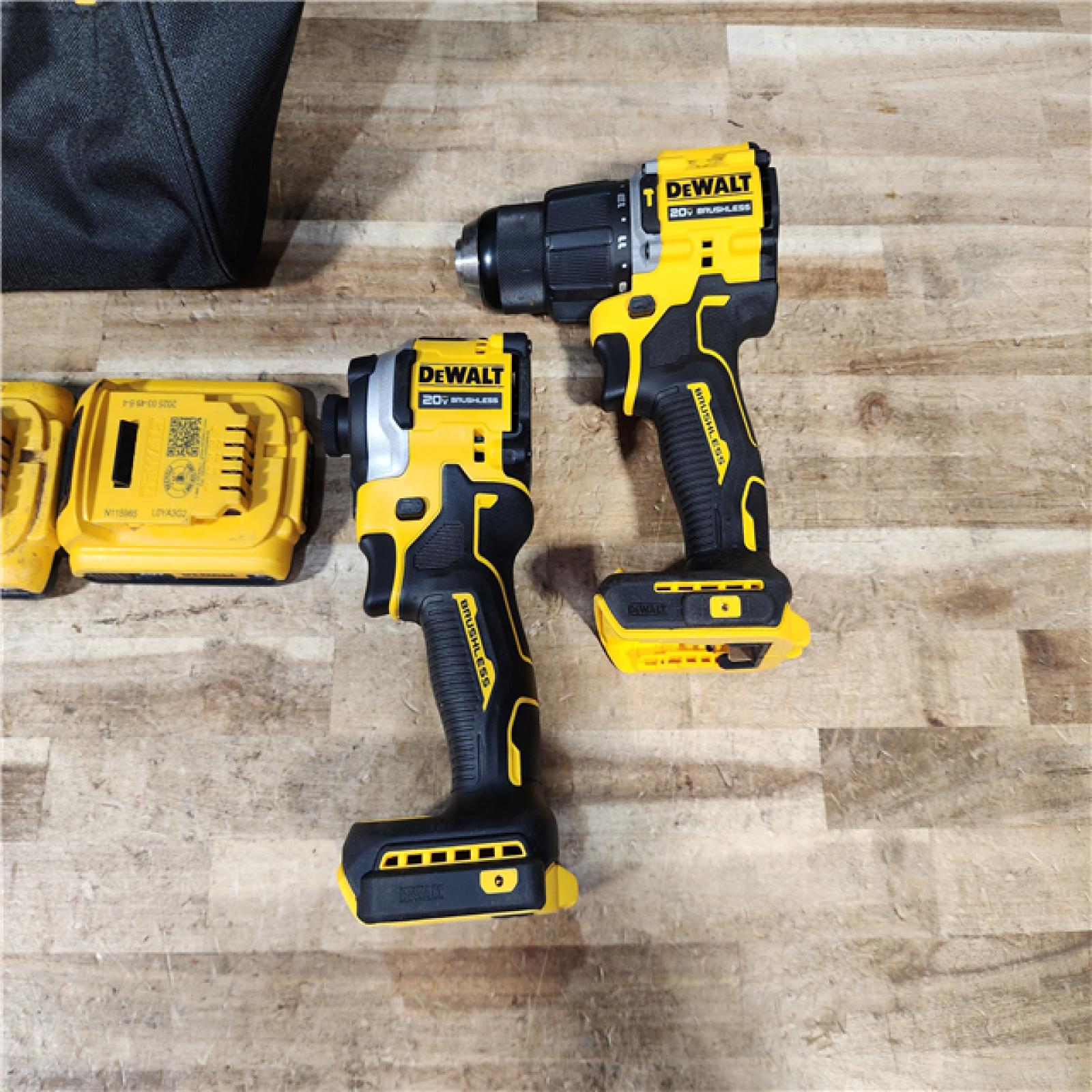 HOUSTON LOCATION - AS - IS DEWALT 2 TOOL COMBO KIT W/ (2) BATTERY & CHARGER