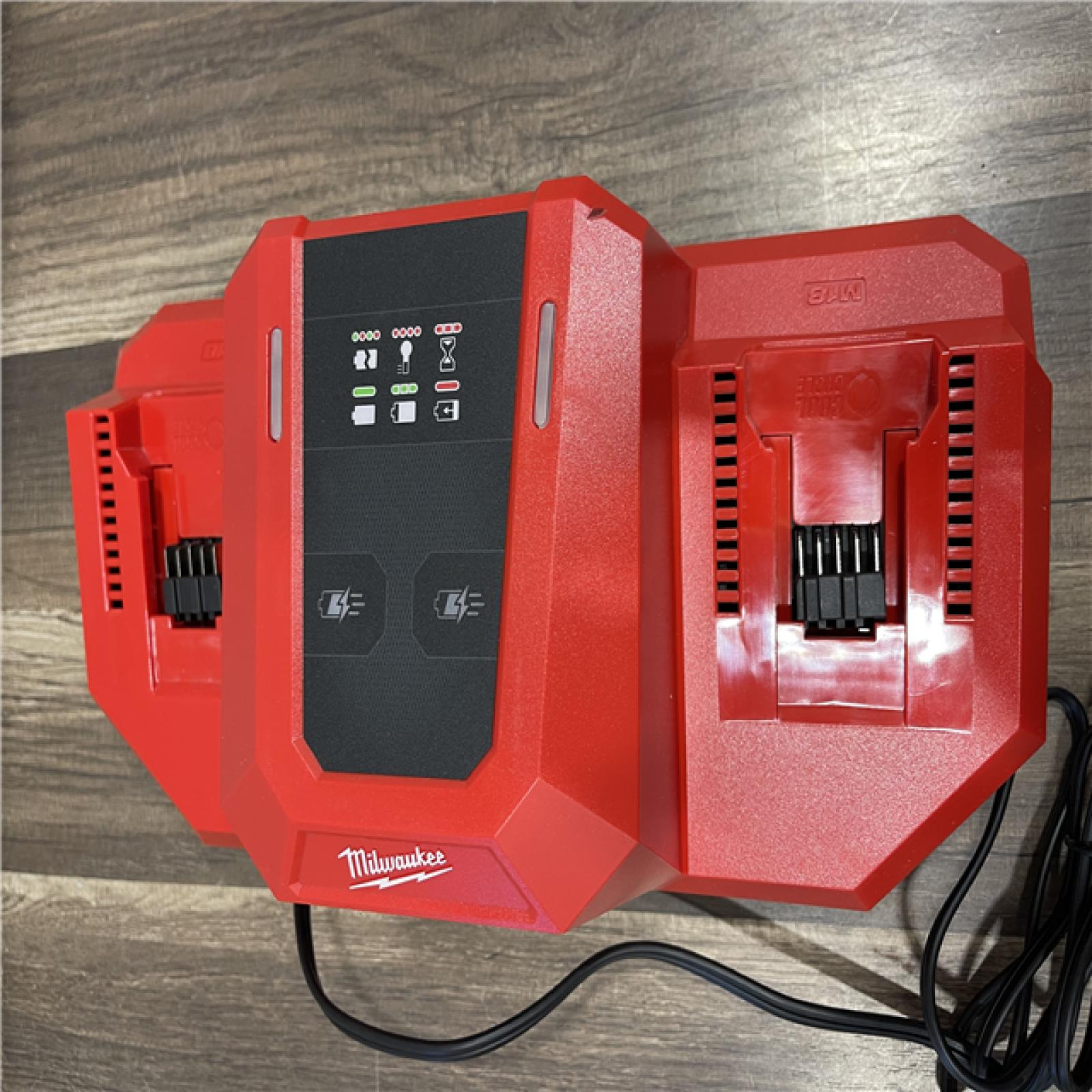 AS-IS Milwaukee  18V Lithium-Ion REDLITHIUM FORGE 8.0 Ah Battery Pack with 18V Dual Bay Simultaneous Super Charger