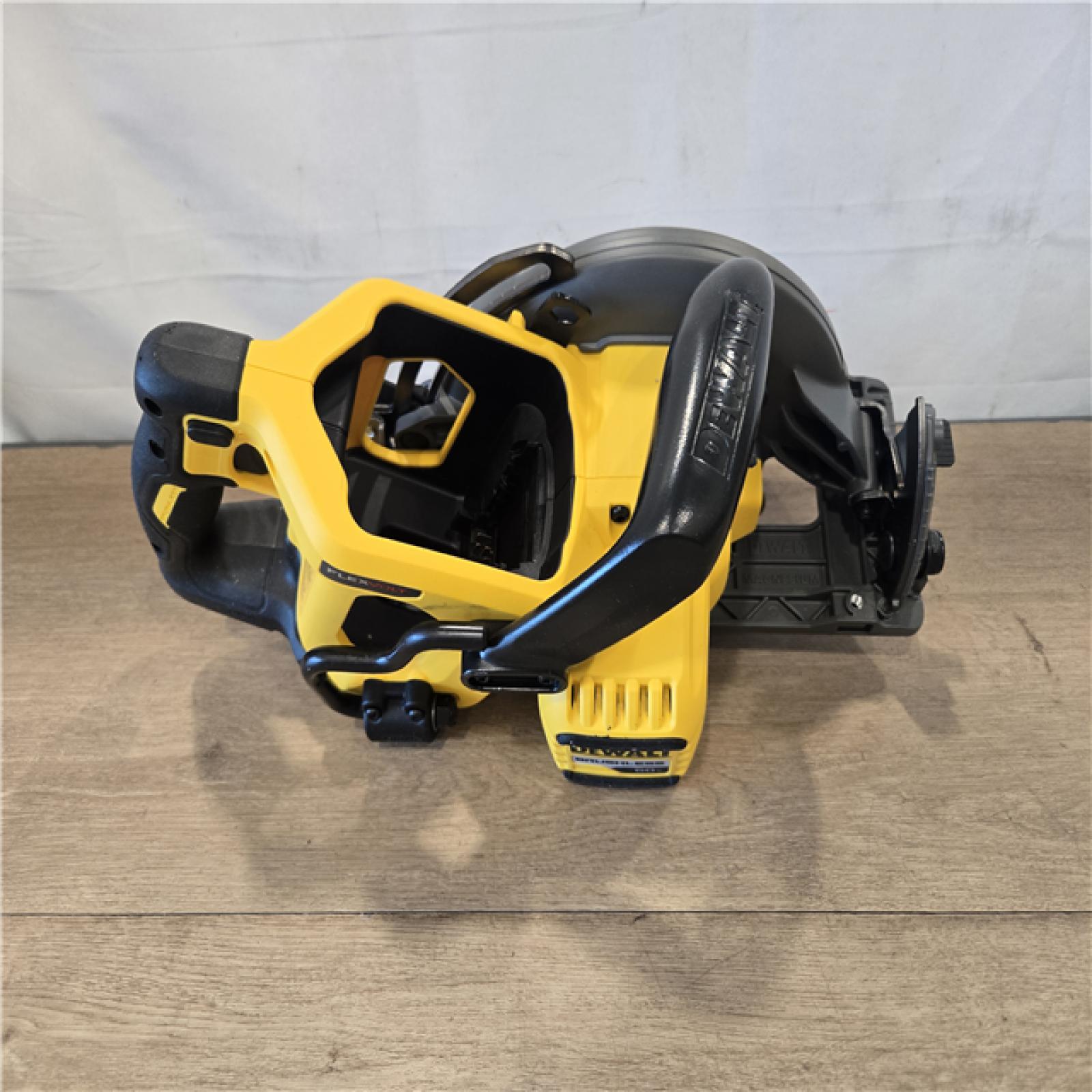 AS-IS DEWALT FLEXVOLT 60V MAX Cordless 7-1/4 in. Wormdrive Style Circular Saw (Tool Only)