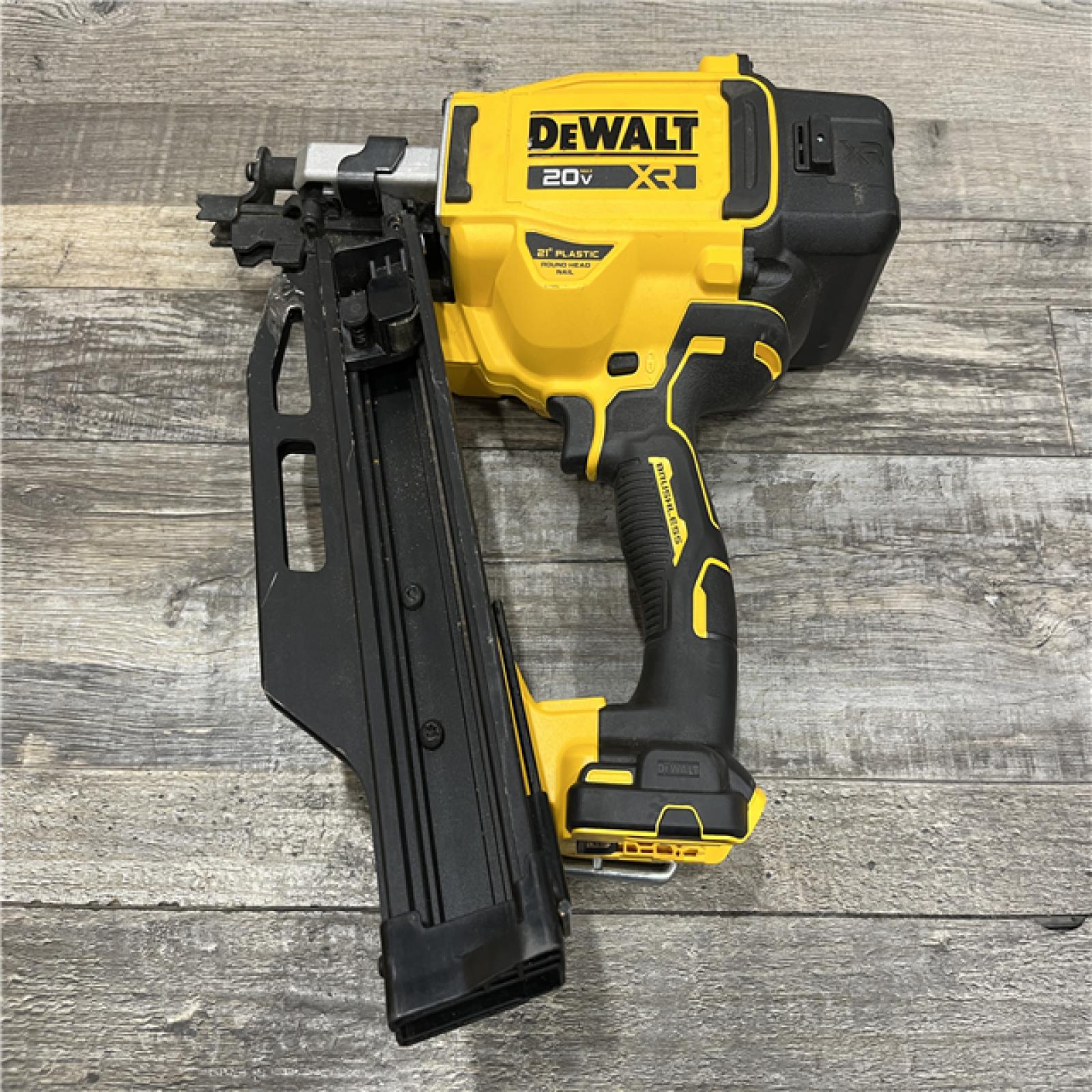 AS-IS DEWALT 20-Volt 21° Cordless Framing Nailer (Tool-Only)
