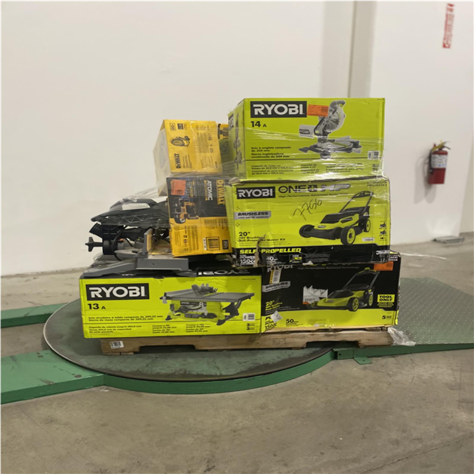 Dallas Location - As-Is Tool Pallet