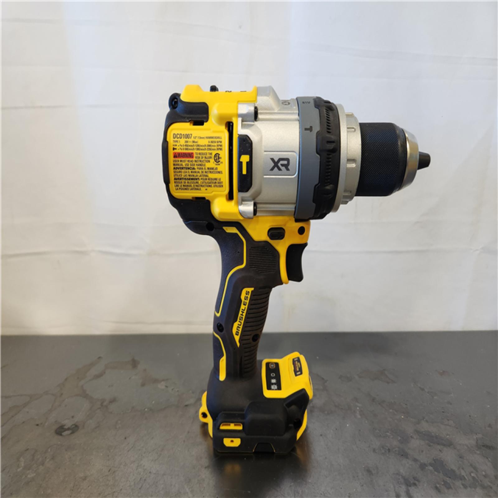 AS-IS- DEWALT 20V XR Lithium-Ion Cordless Hammer Drill Kit