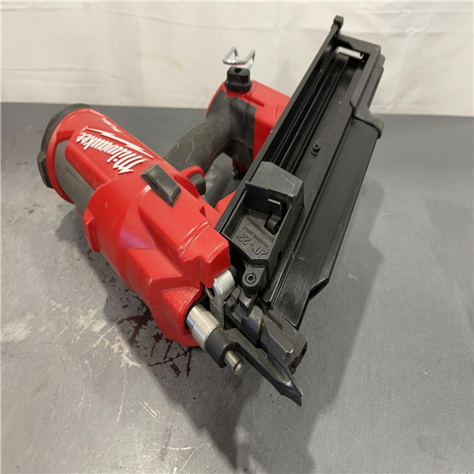 AS-IS - Milwaukee M18 FUEL 3-1/2 in. 18-Volt 21-Degree Lithium-Ion Brushless Cordless Framing Nailer