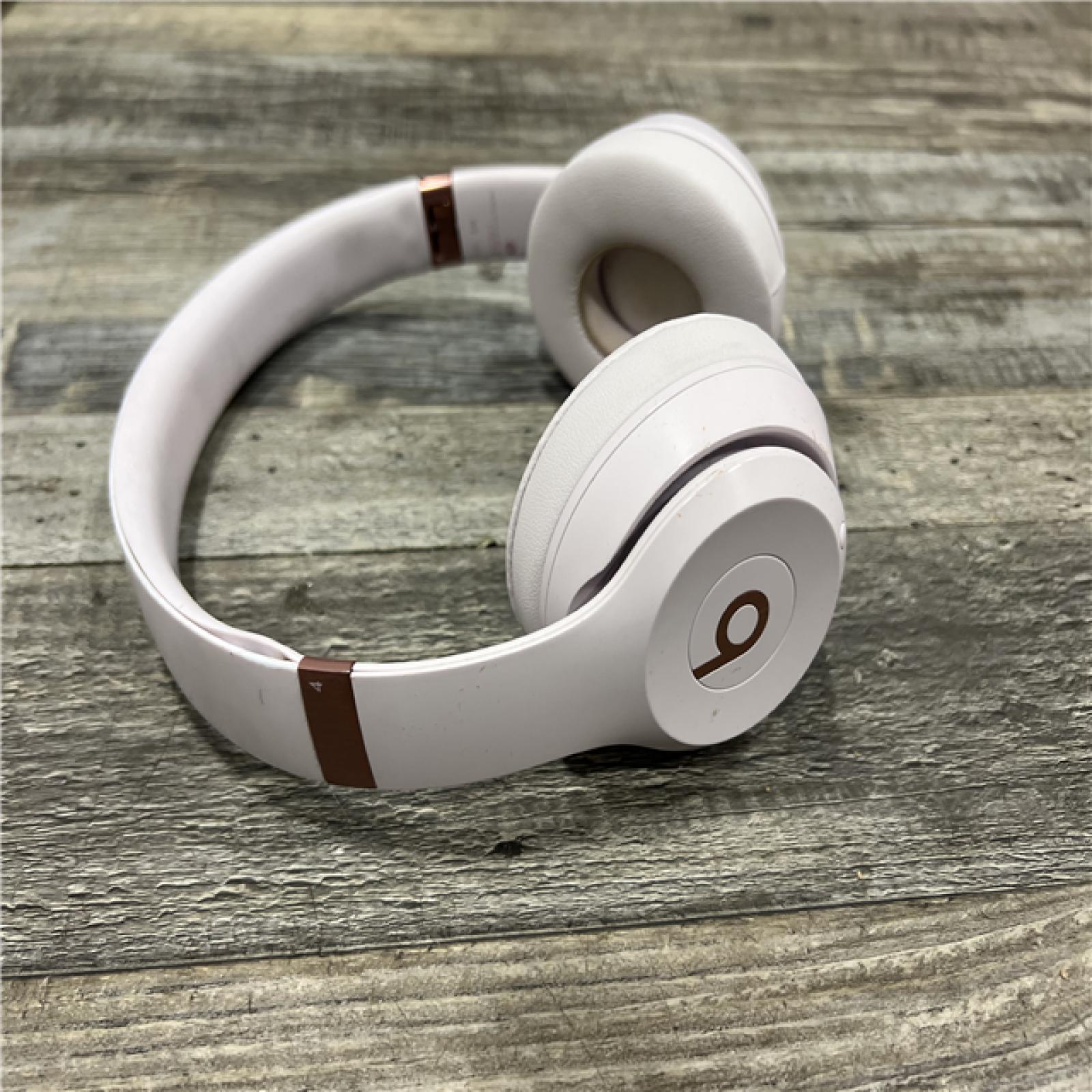 AS-IS Beats Solo4 Wireless Headphones - On-Ear Wireless Headphones - Cloud Pink