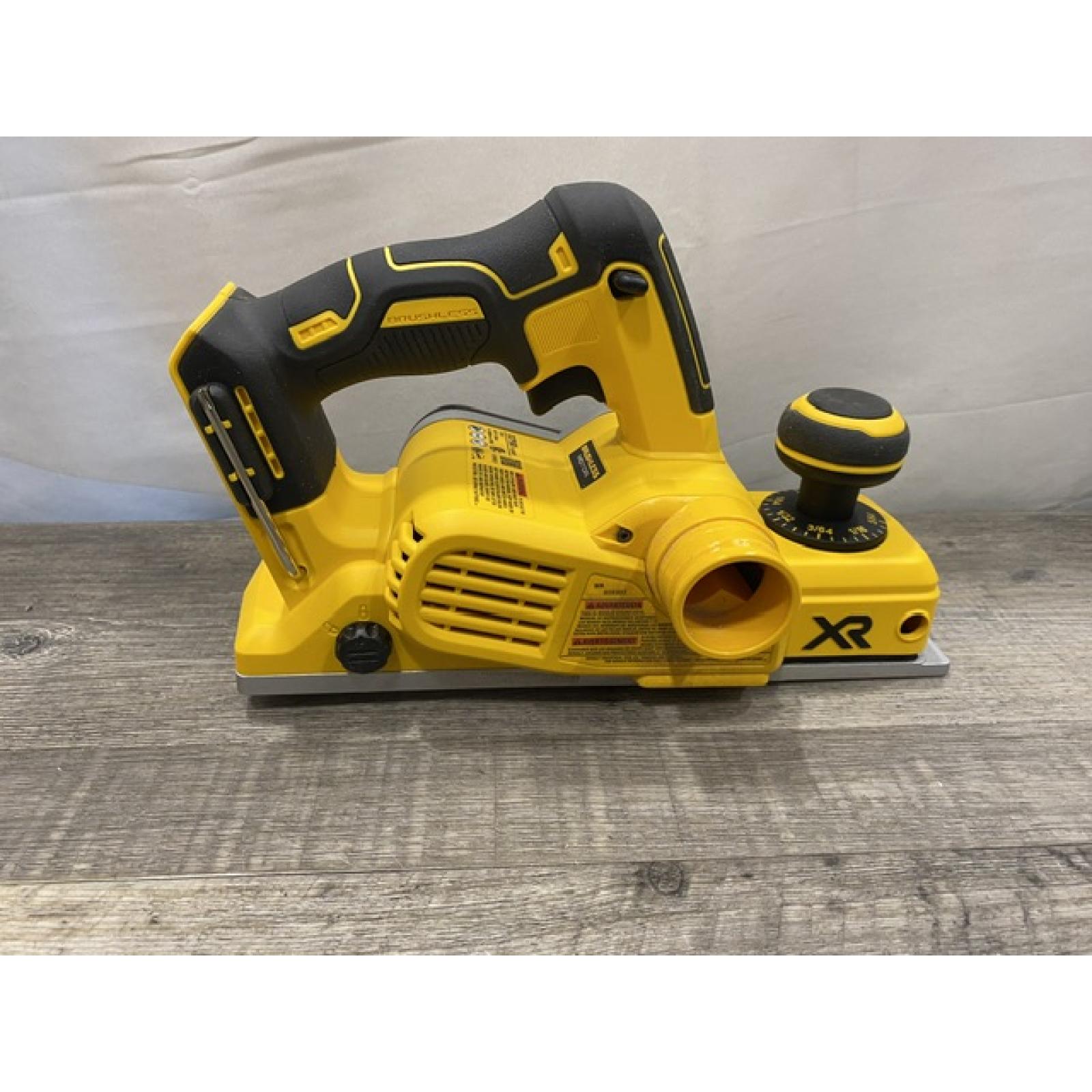AS-IS DEWALT 20V MAX XR Cordless Brushless 3-1/4 in. Planer (Tool Only)