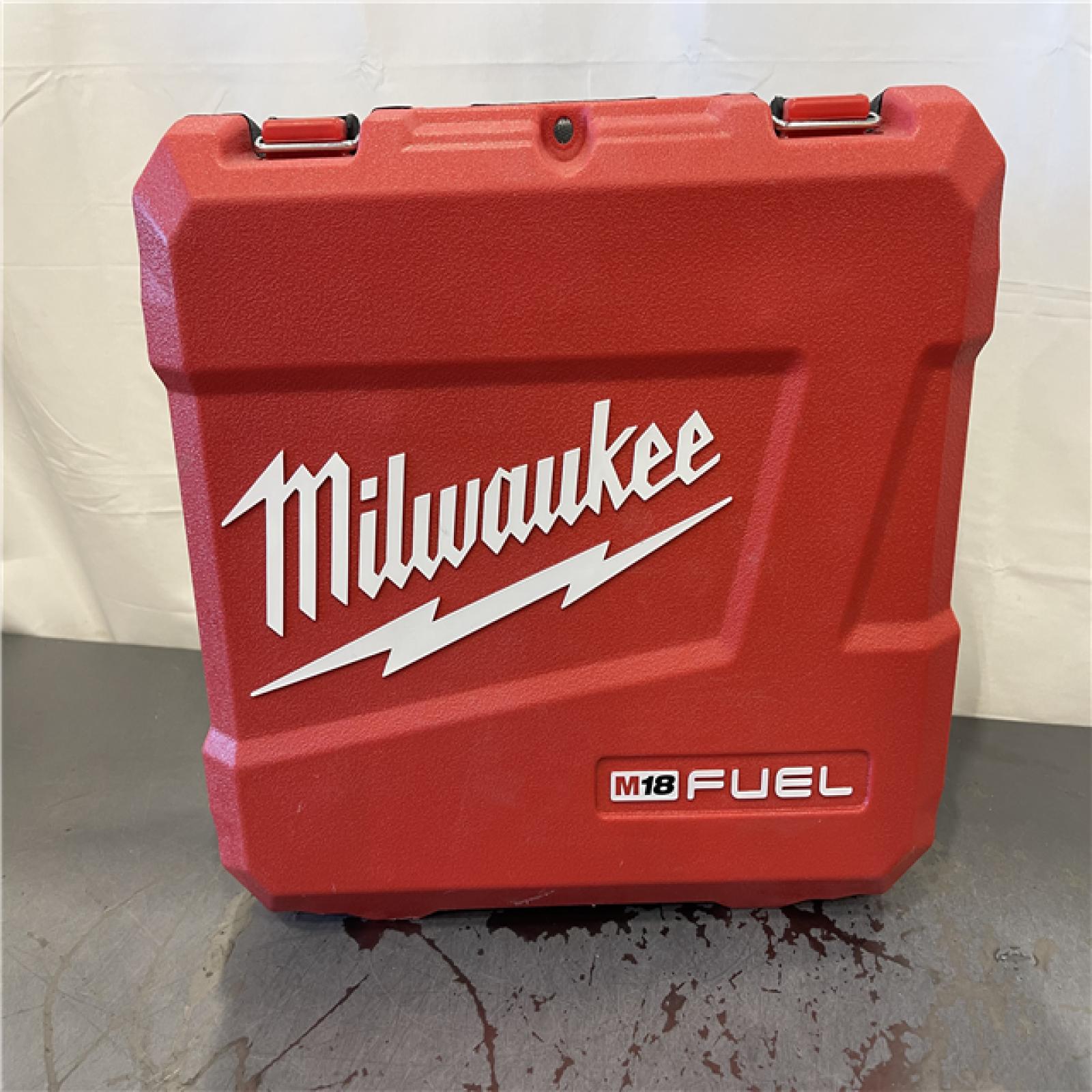 AS-IS - Milwaukee M18 FUEL 18V Lithium-Ion Brushless Cordless 1/2 in. Hammer Drill Driver Kit