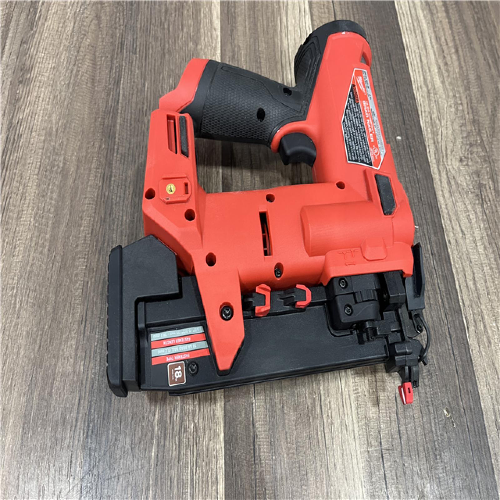 GOOD Milwaukee M12 FUEL 12-Volt Lithium-Ion Brushless Cordless 18-Guage Compact Brad Nailer (Tool Only)