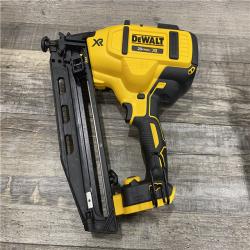 AS-IS DEWALT 20V MAX XR 16-Gauge Electric Cordless Angled Finishing Nailer Kit